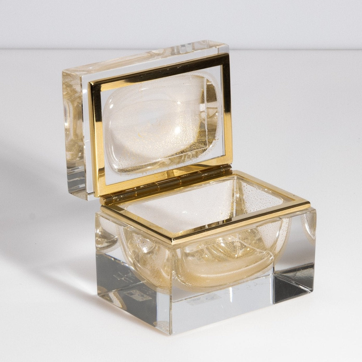 product_nam by Murano at MOGUL