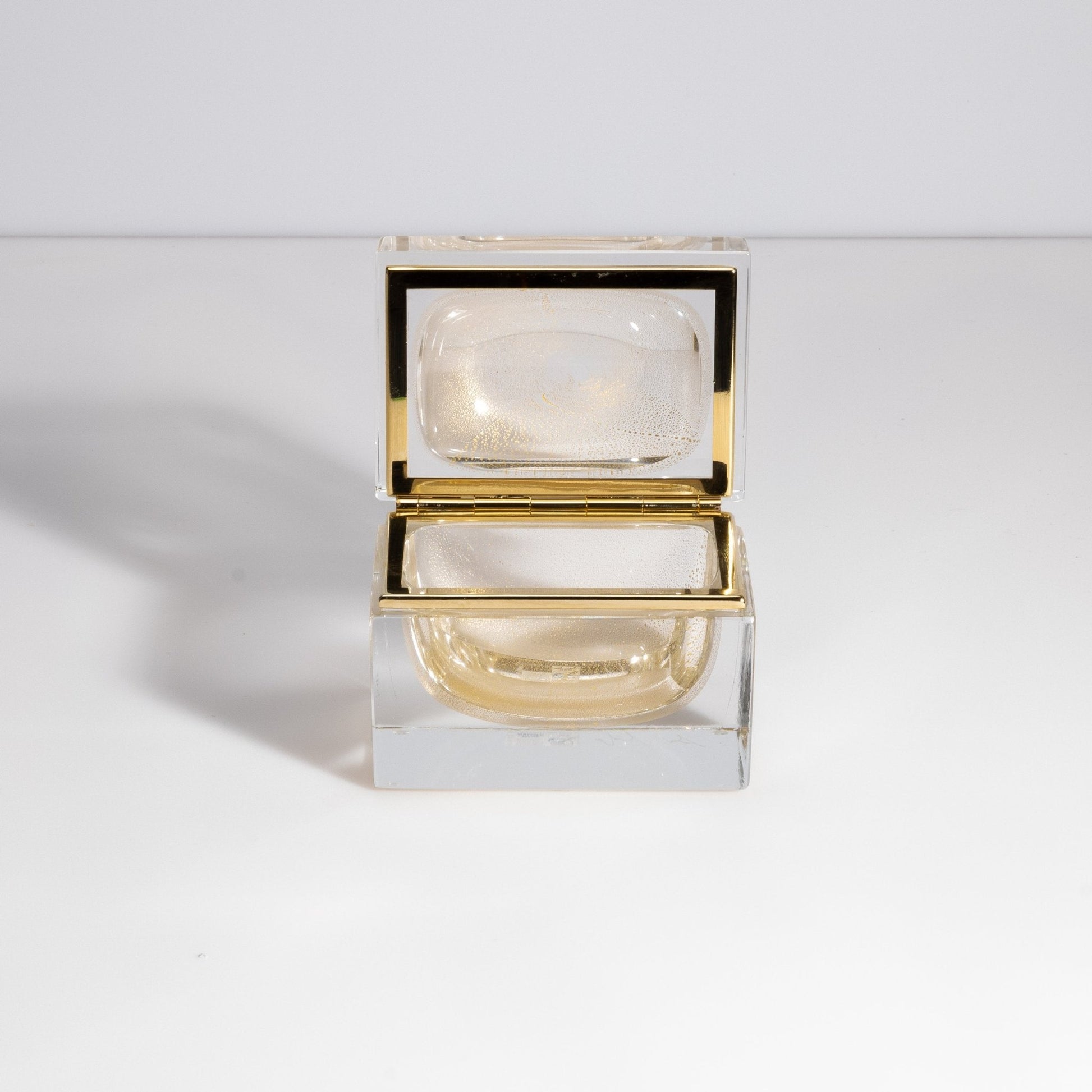 product_nam by Murano at MOGUL