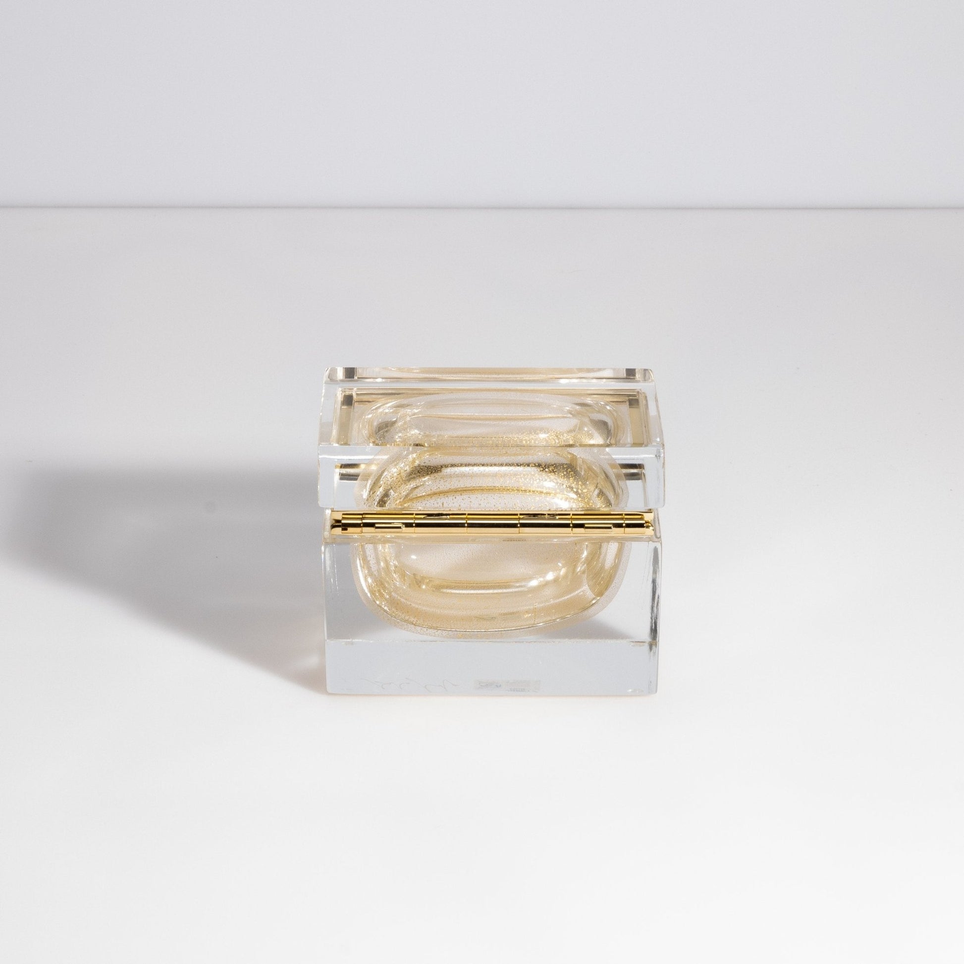 product_nam by Murano at MOGUL