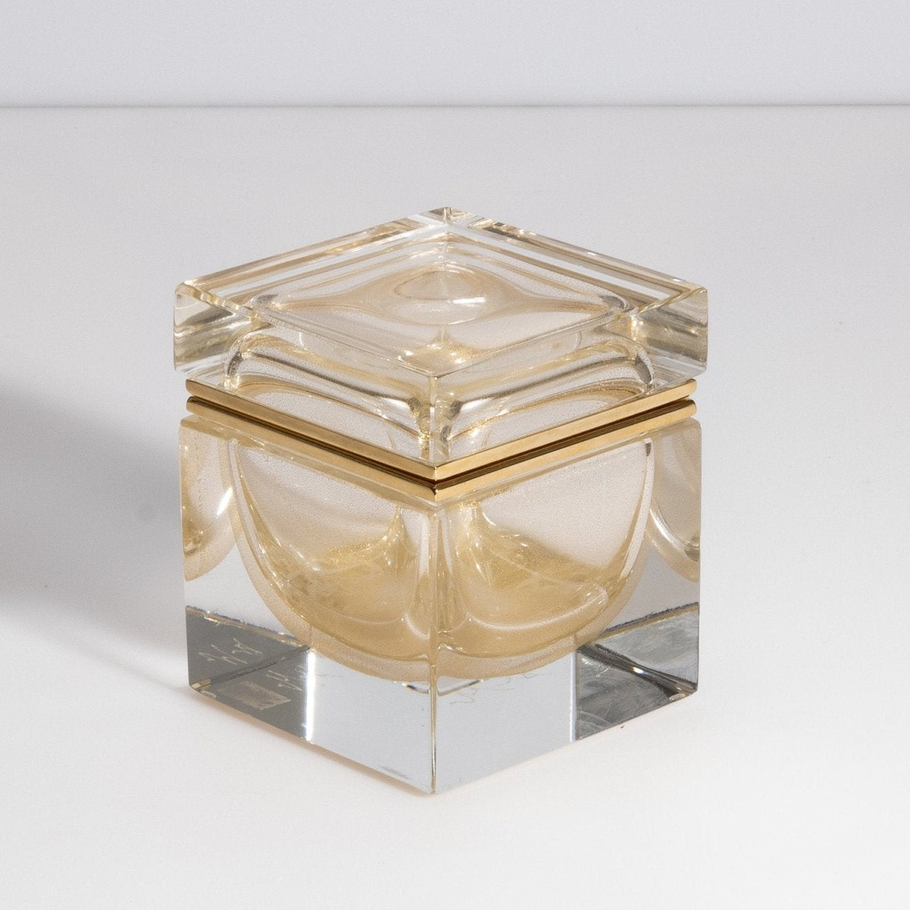 product_nam by Murano at MOGUL