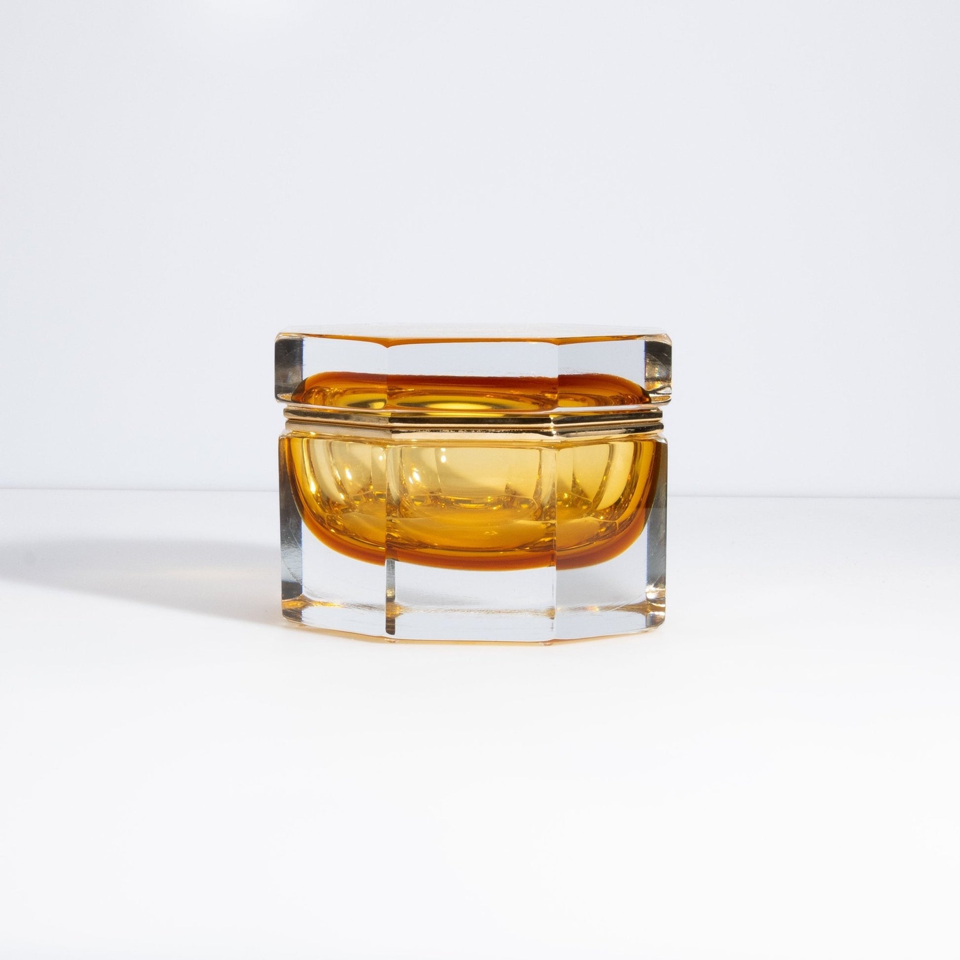 {{ product_title }} by {{ vendor }} – luxury {{ product_type }} at MOGUL