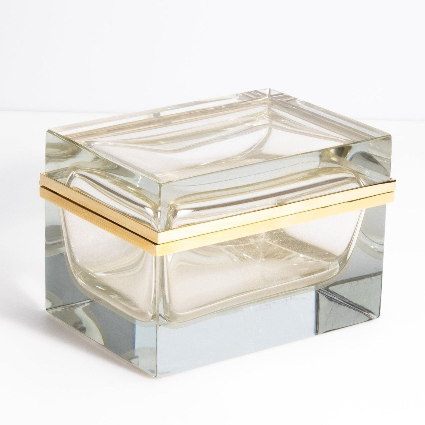 {{ product_title }} by {{ vendor }} – luxury {{ product_type }} at MOGUL