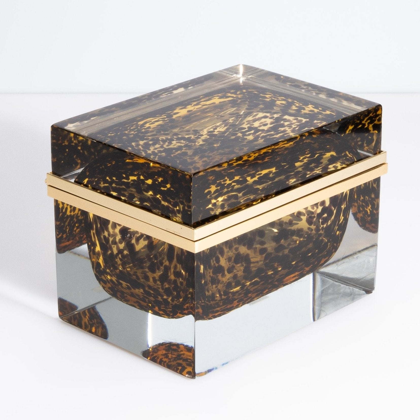 {{ product_title }} by {{ vendor }} – luxury {{ product_type }} at MOGUL