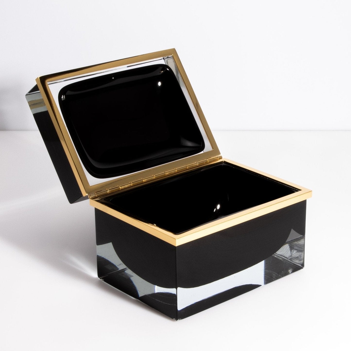 product_nam by Murano at MOGUL