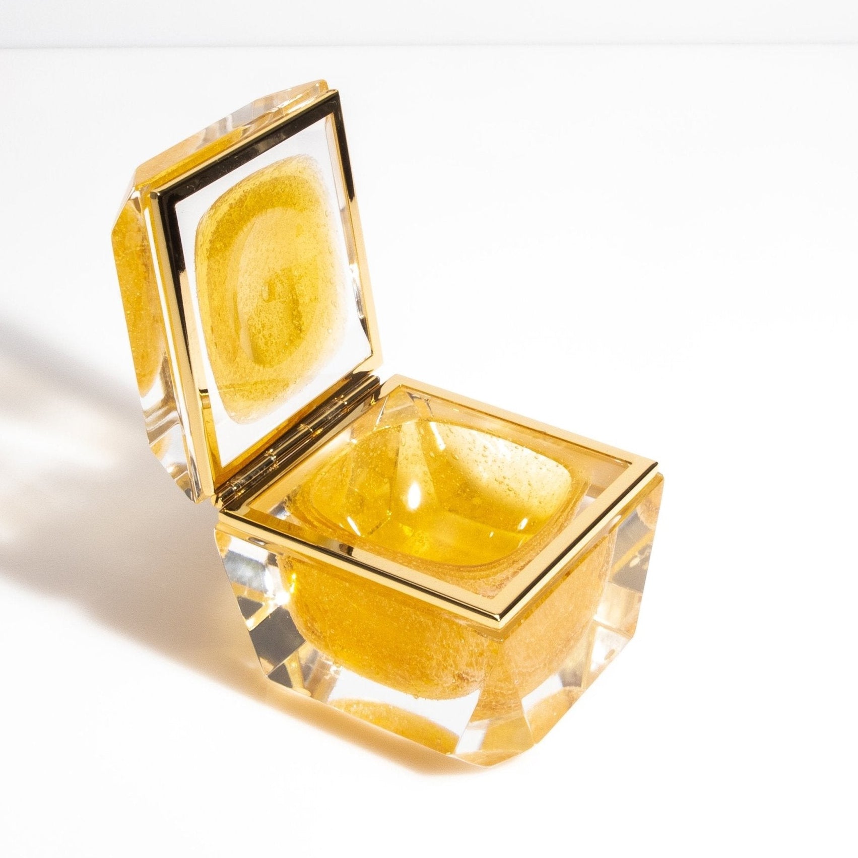 product_nam by Murano at MOGUL