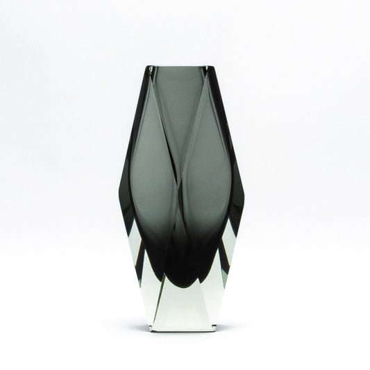 {{ product_title }} by {{ vendor }} – luxury {{ product_type }} at MOGUL