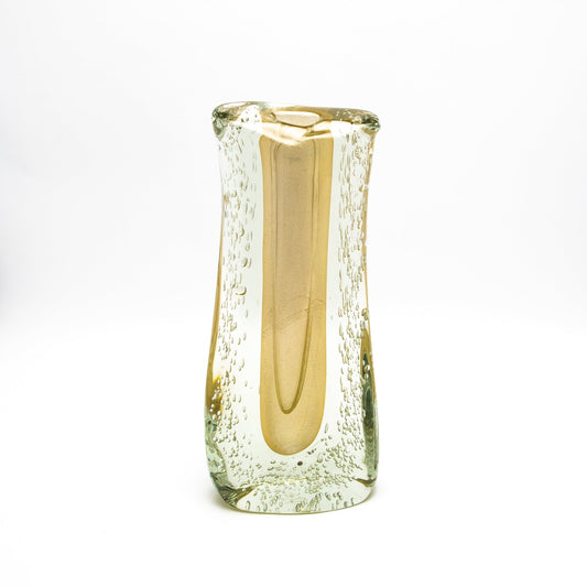 Murano Fluid Vase in Clear with 24-karat Gold Flecks and Bubble Details