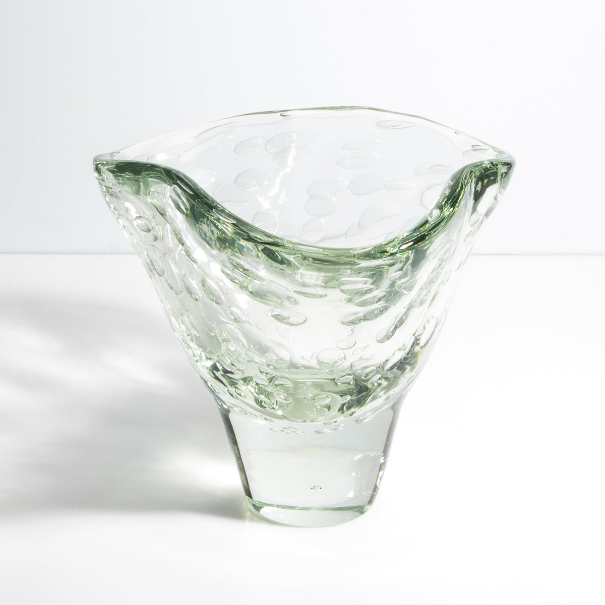 Murano Fluid Vase with Bubbles in Clear