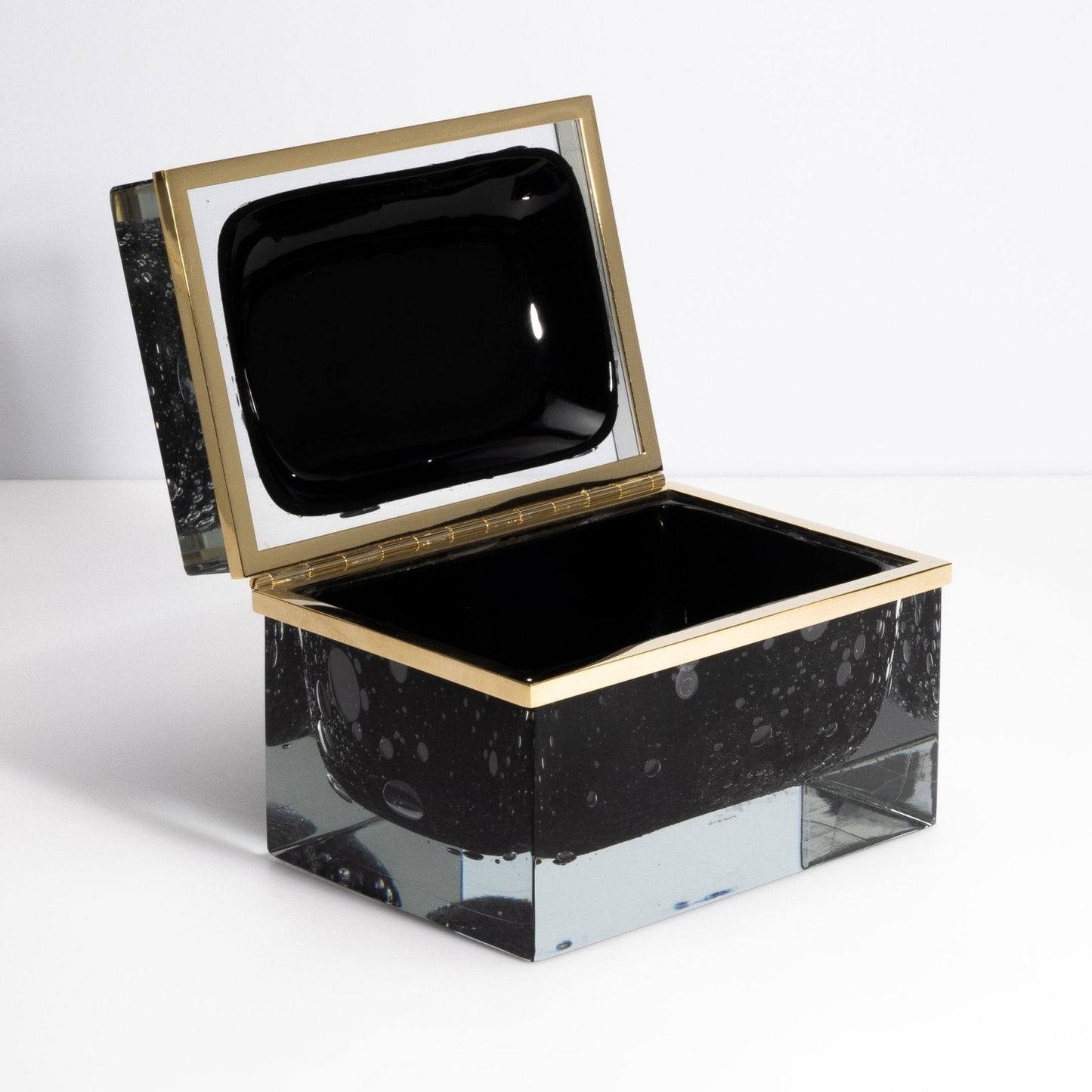 product_nam by Murano at MOGUL