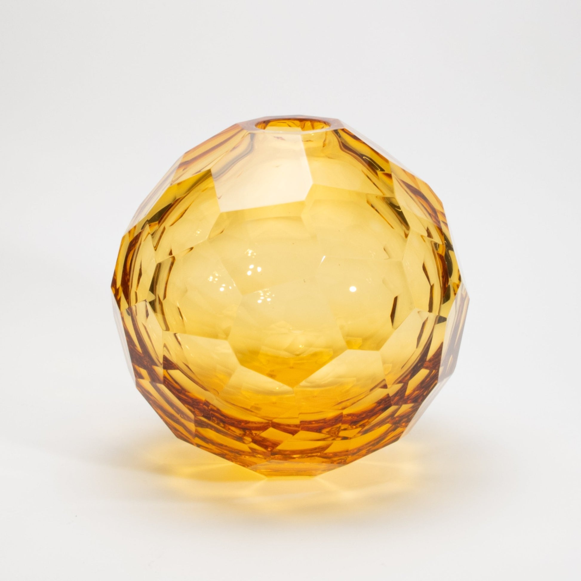 {{ product_title }} by {{ vendor }} – luxury {{ product_type }} at MOGUL