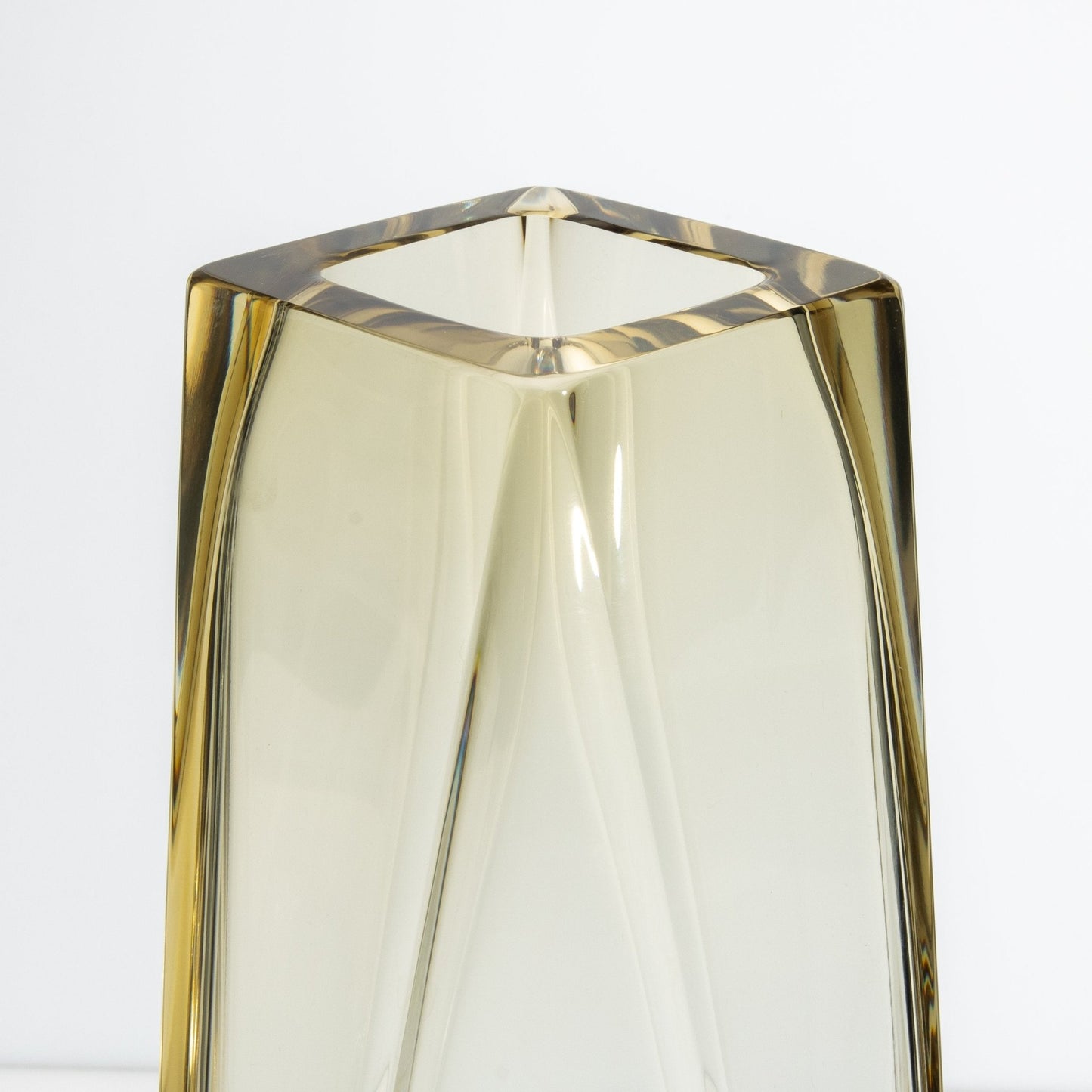 product_nam by Murano at MOGUL