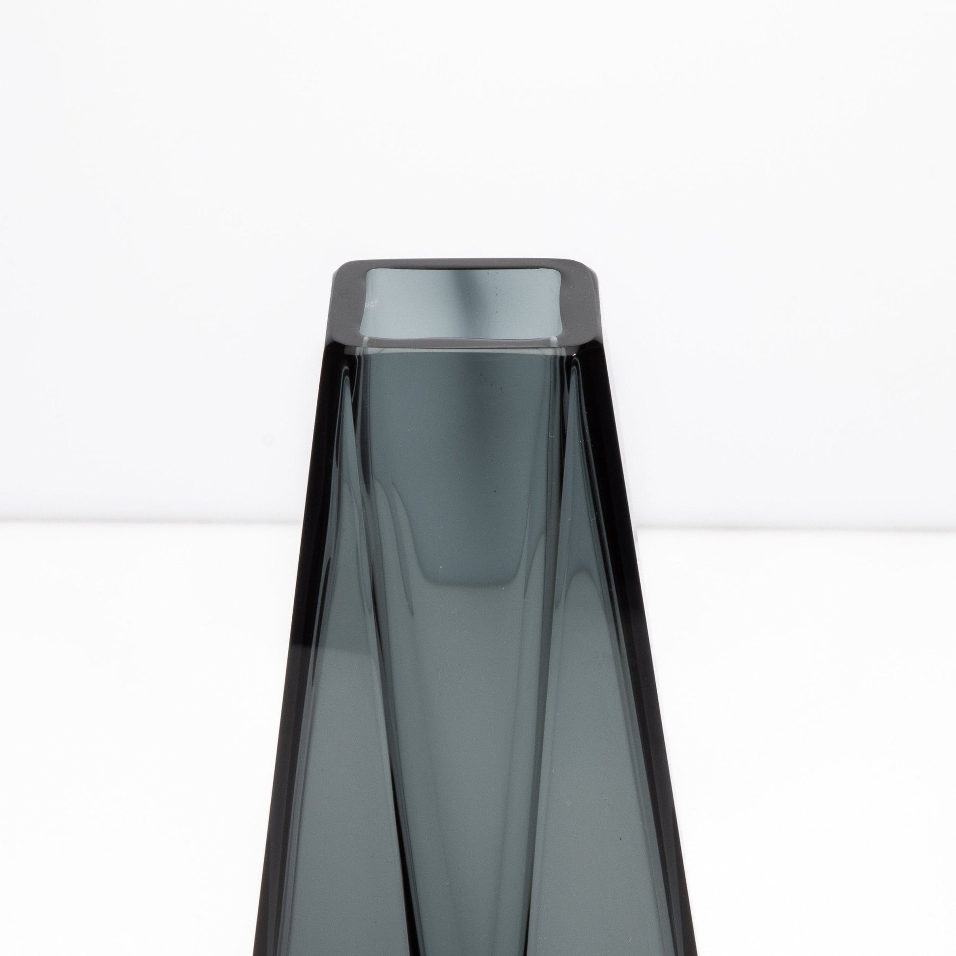 product_nam by Murano at MOGUL