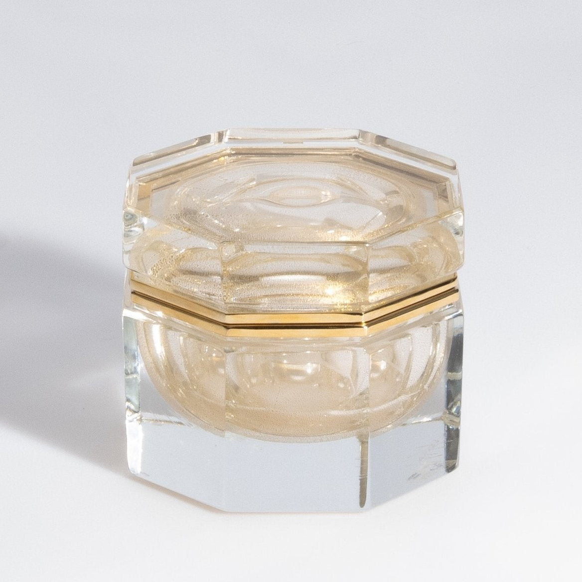 {{ product_title }} by {{ vendor }} – luxury {{ product_type }} at MOGUL