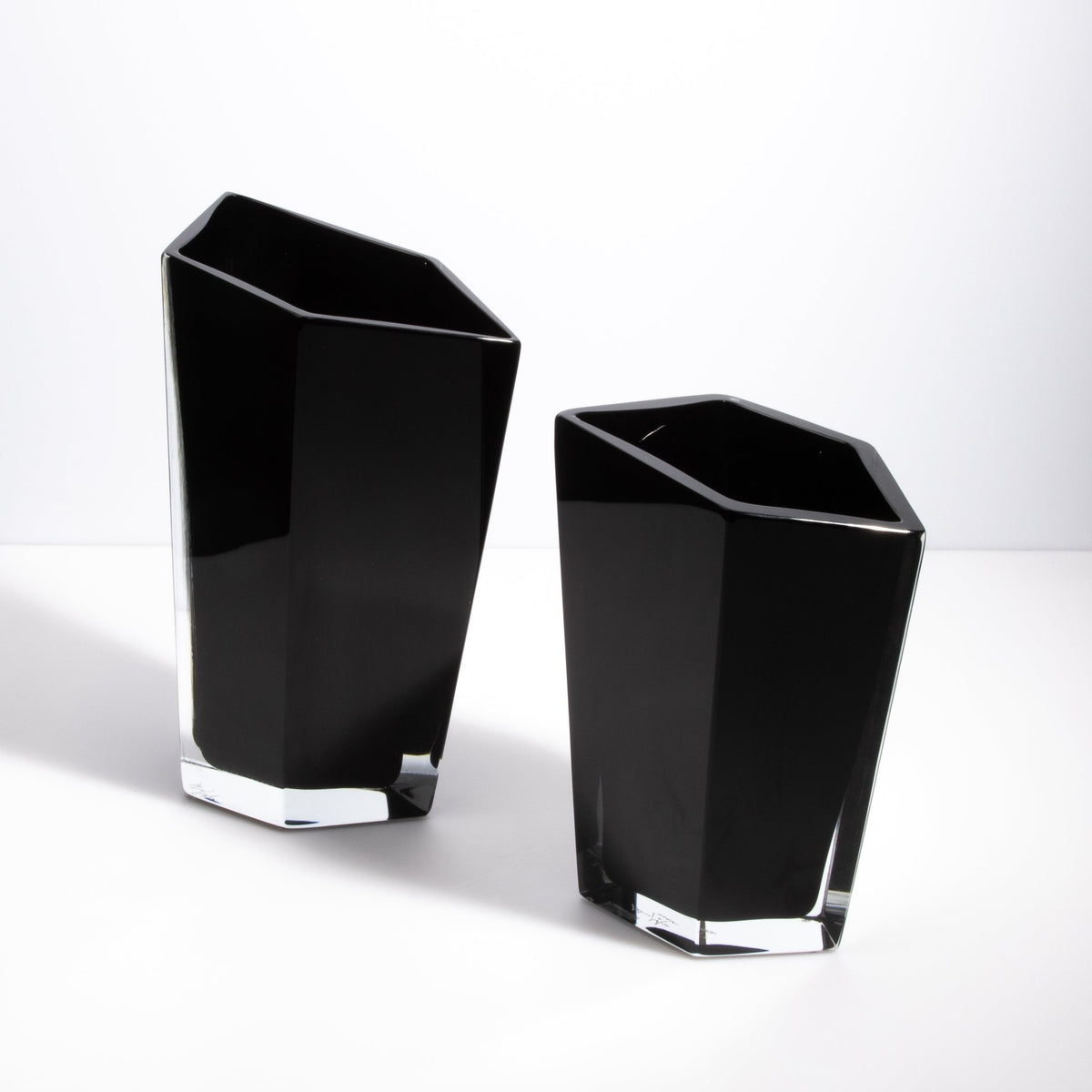 Murano Penta Vase in Onyx Black
