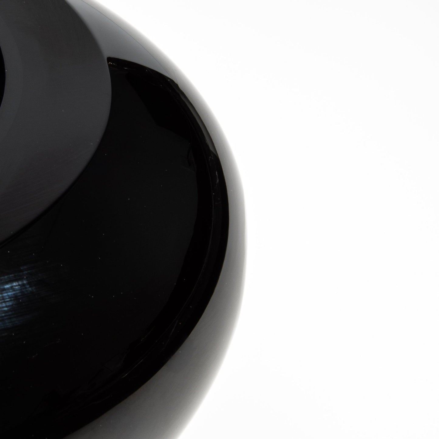 {{ product_title }} by {{ vendor }} – luxury {{ product_type }} at MOGUL