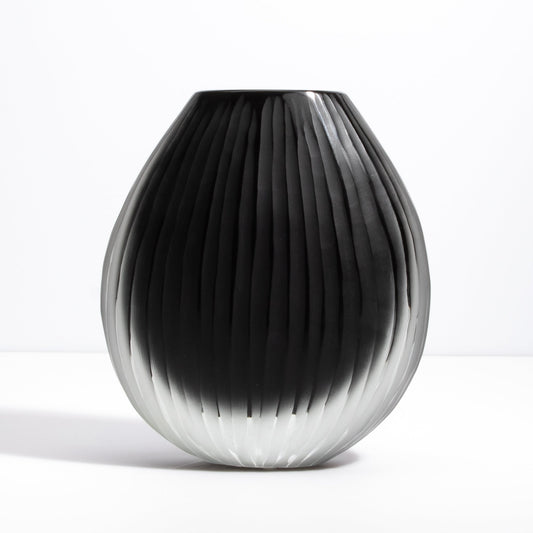 Murano Supreme Vase in Onyx Black
