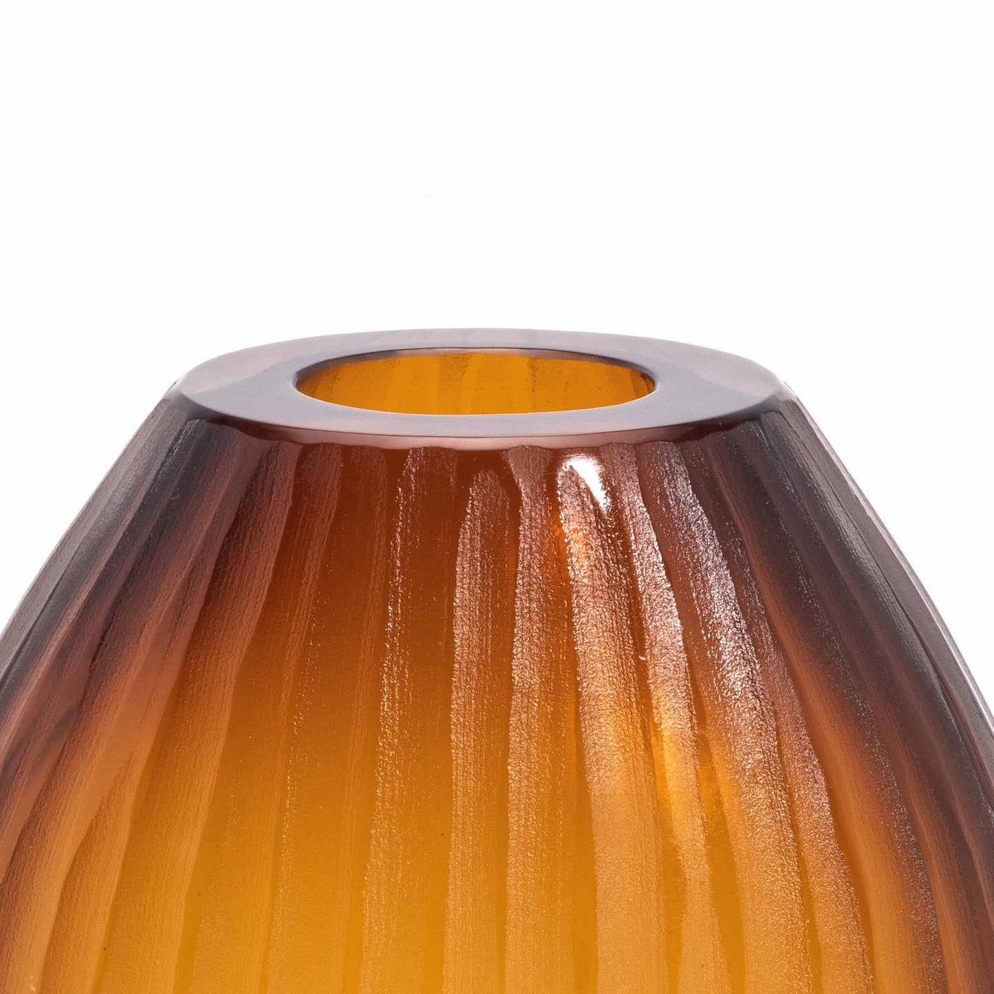 {{ product_title }} by {{ vendor }} – luxury {{ product_type }} at MOGUL