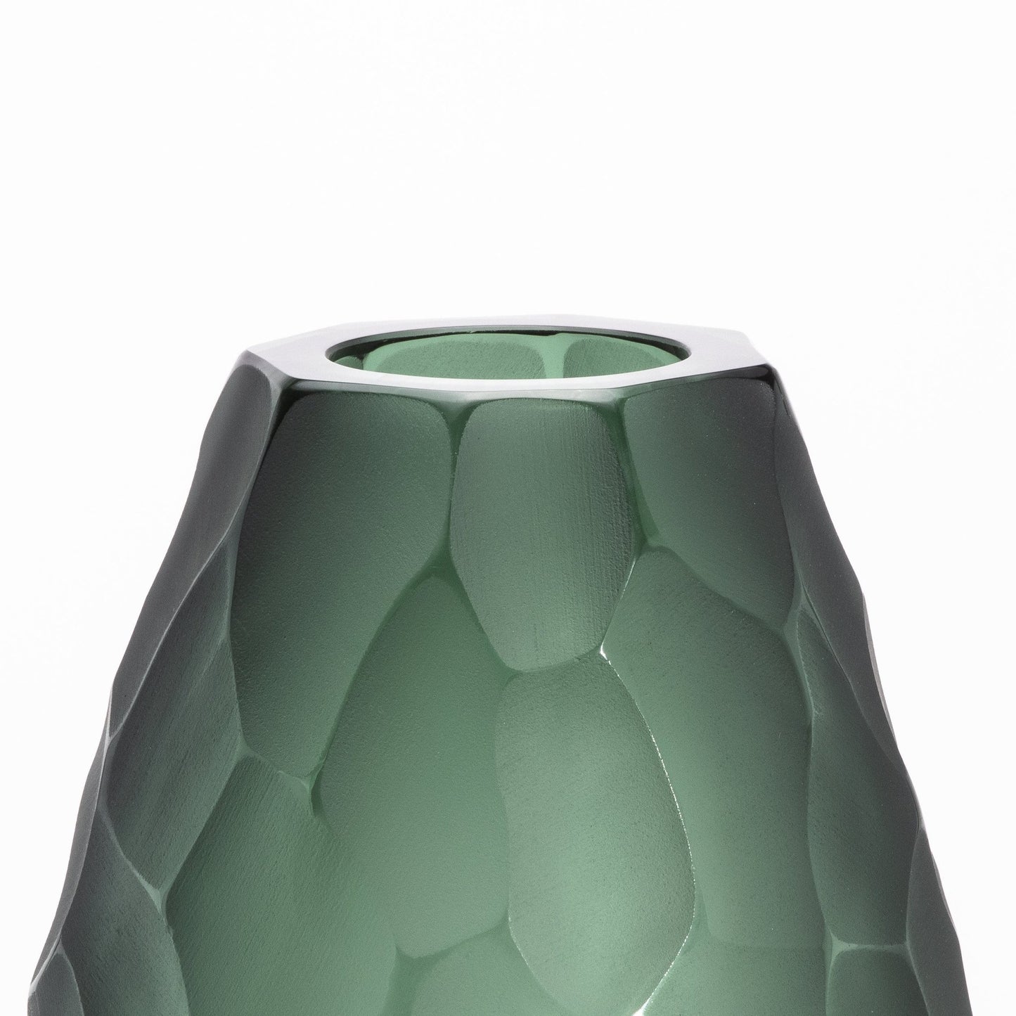 {{ product_title }} by {{ vendor }} – luxury {{ product_type }} at MOGUL