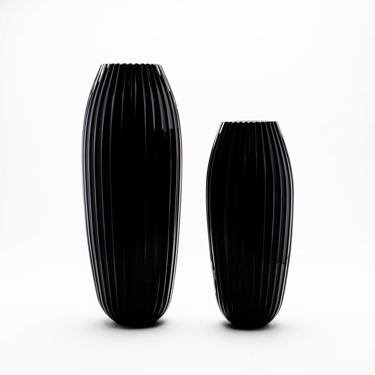 Murano Vase in Onyx Black