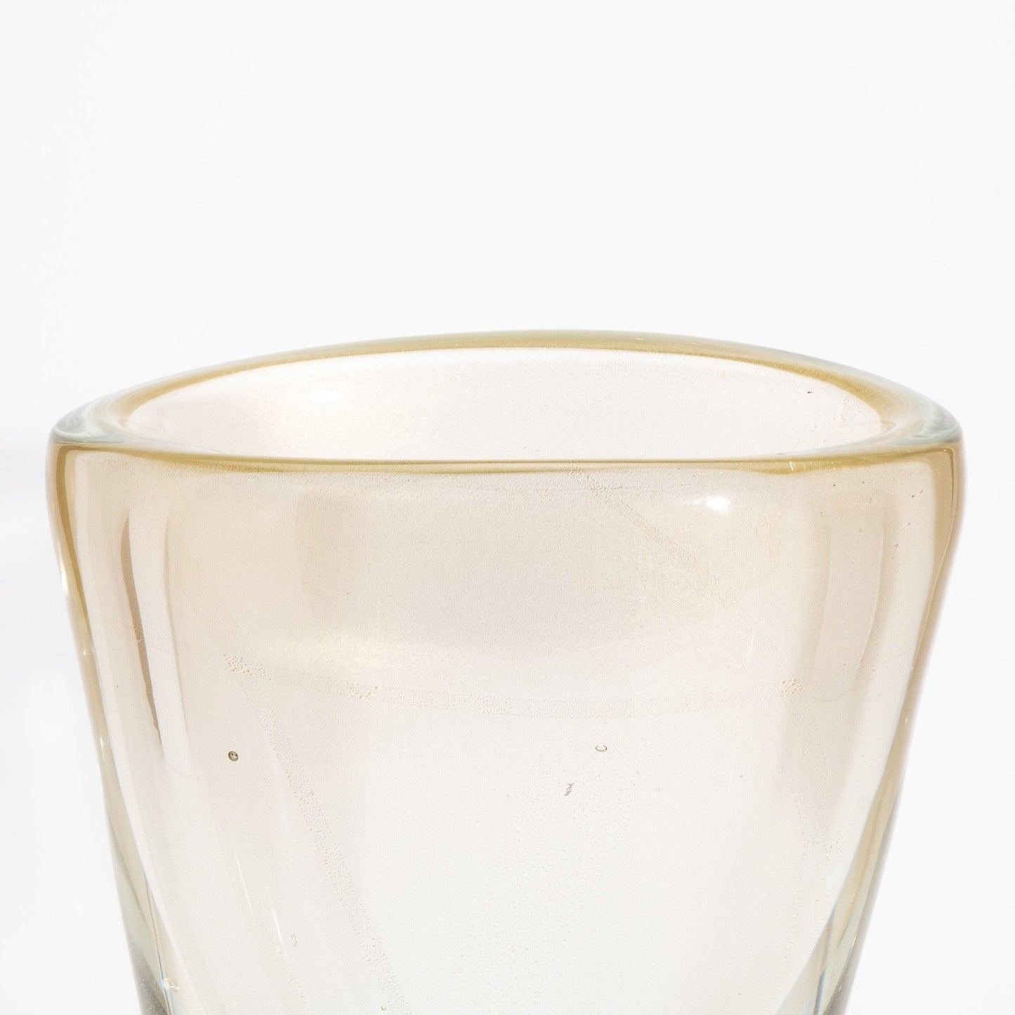 {{ product_title }} by {{ vendor }} – luxury {{ product_type }} at MOGUL