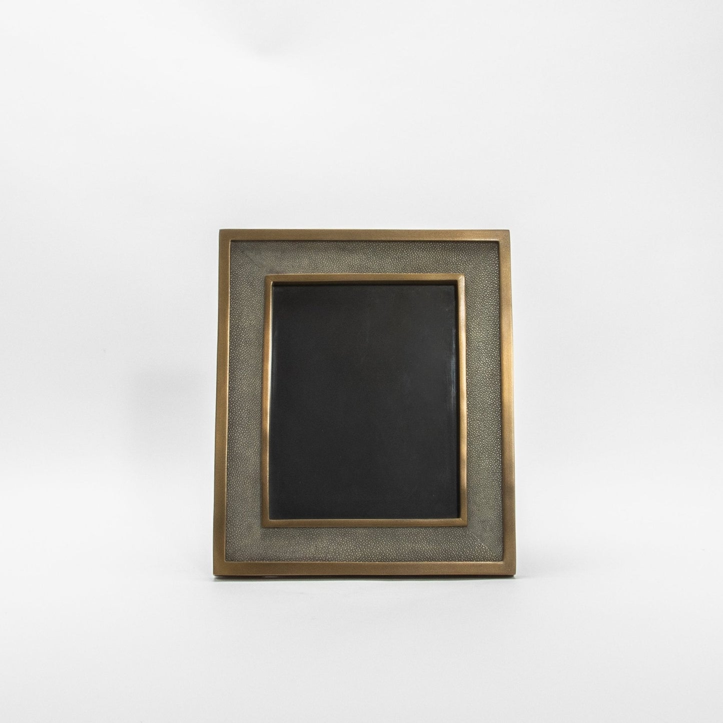 {{ product_title }} by {{ vendor }} – luxury {{ product_type }} at MOGUL