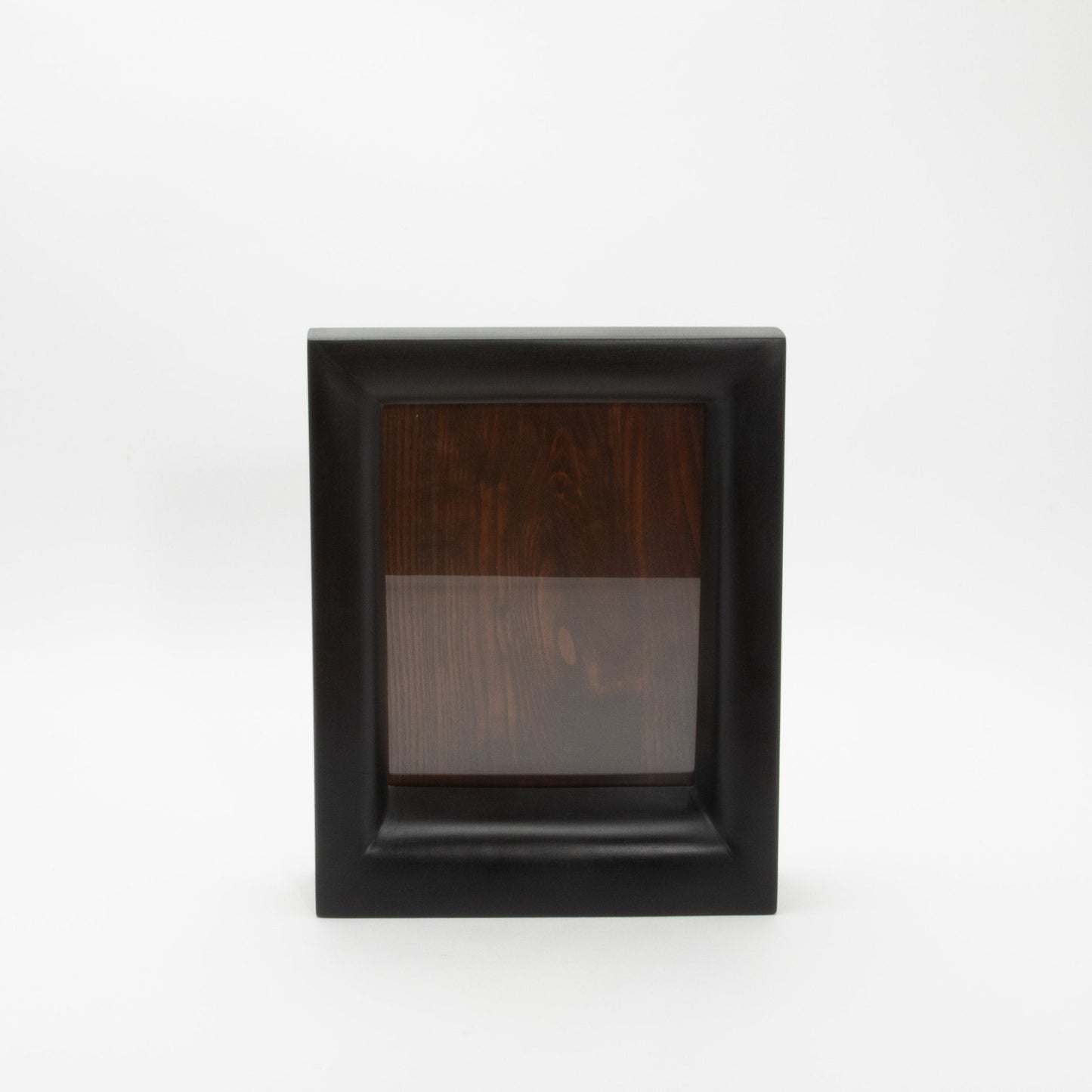 {{ product_title }} by {{ vendor }} – luxury {{ product_type }} at MOGUL