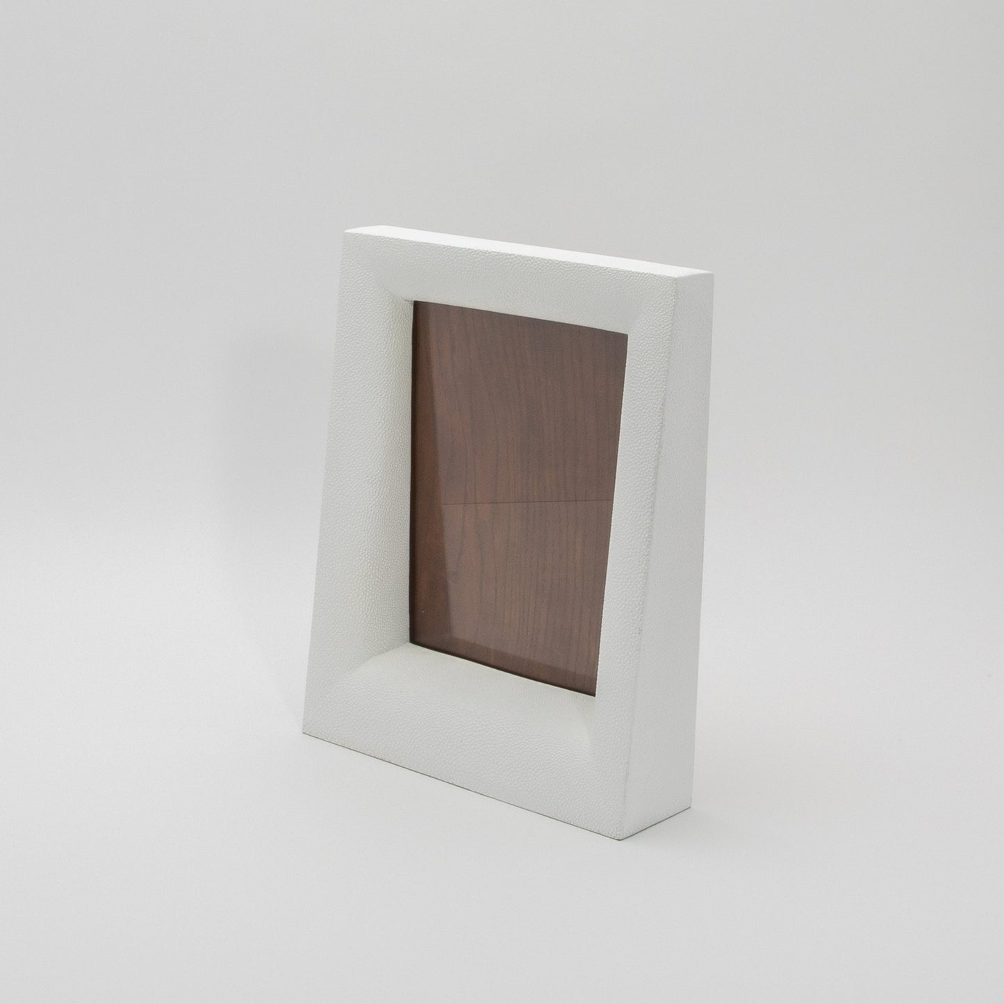 {{ product_title }} by {{ vendor }} – luxury {{ product_type }} at MOGUL