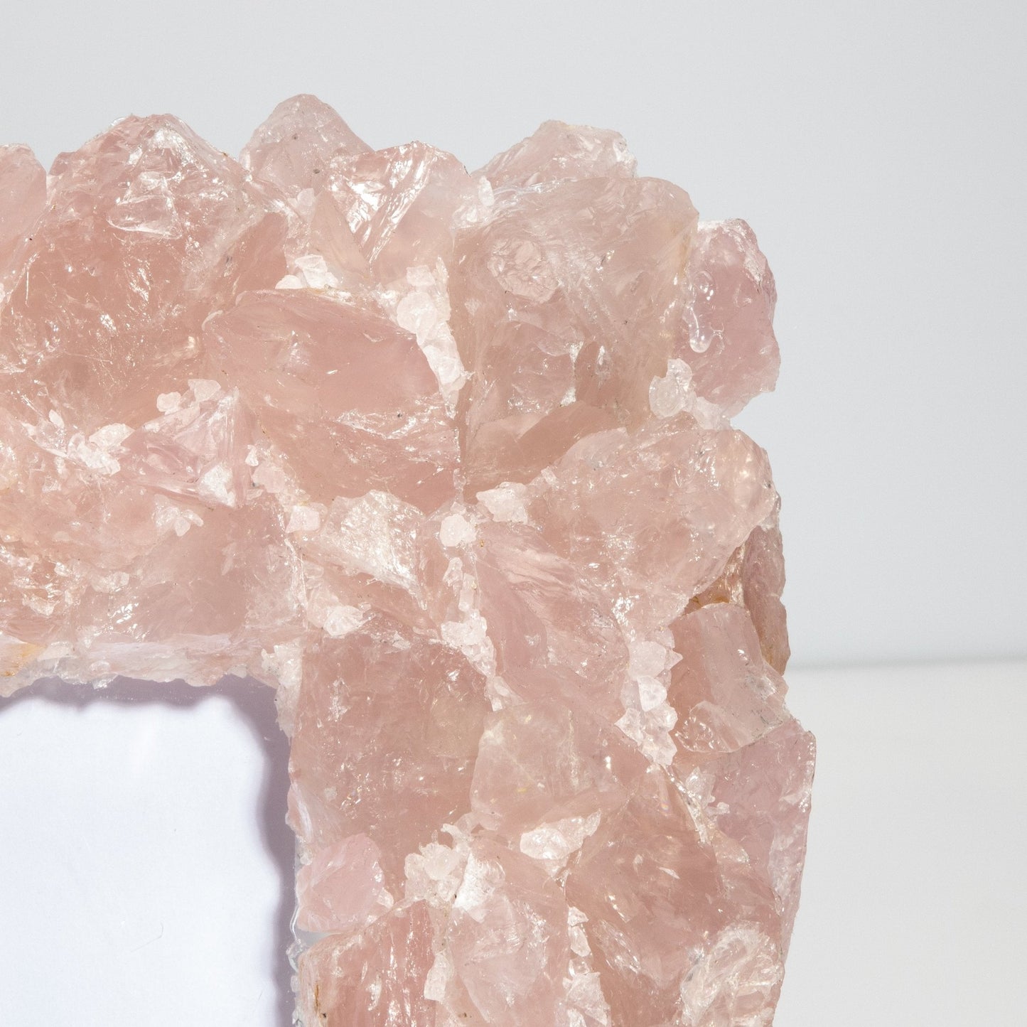 {{ product_title }} by {{ vendor }} – luxury {{ product_type }} at MOGUL