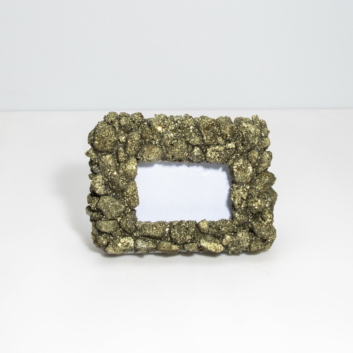 {{ product_title }} by {{ vendor }} – luxury {{ product_type }} at MOGUL