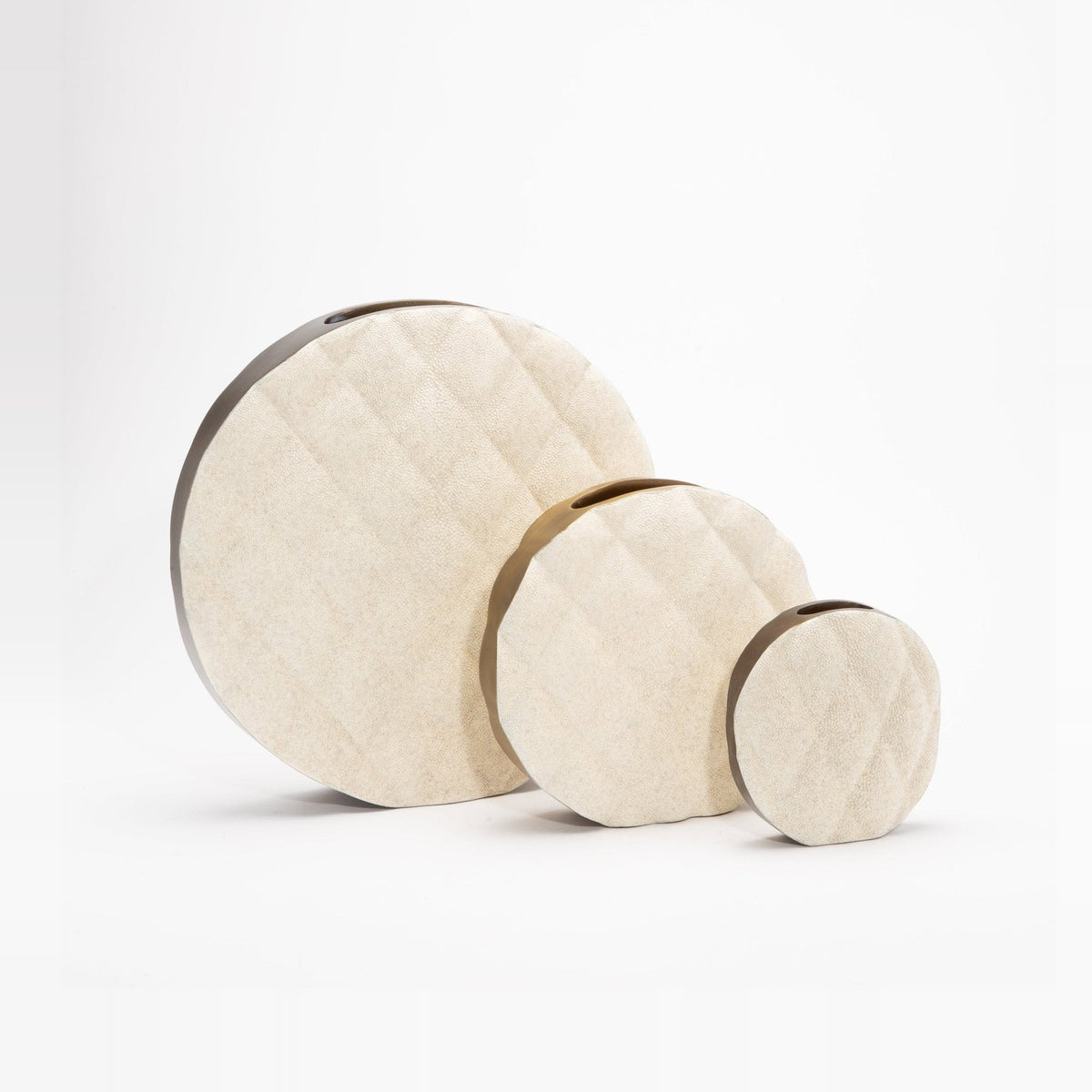 Quilted Vase in Cream Shagreen with Brass Details by KIFU Paris
