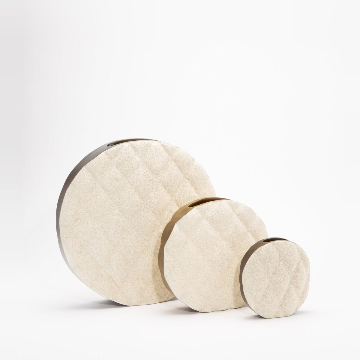 Quilted Vase in Cream Shagreen with Brass Details by KIFU Paris