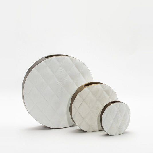 Quilted Vase in White Shagreen with Brass by Kifu Paris