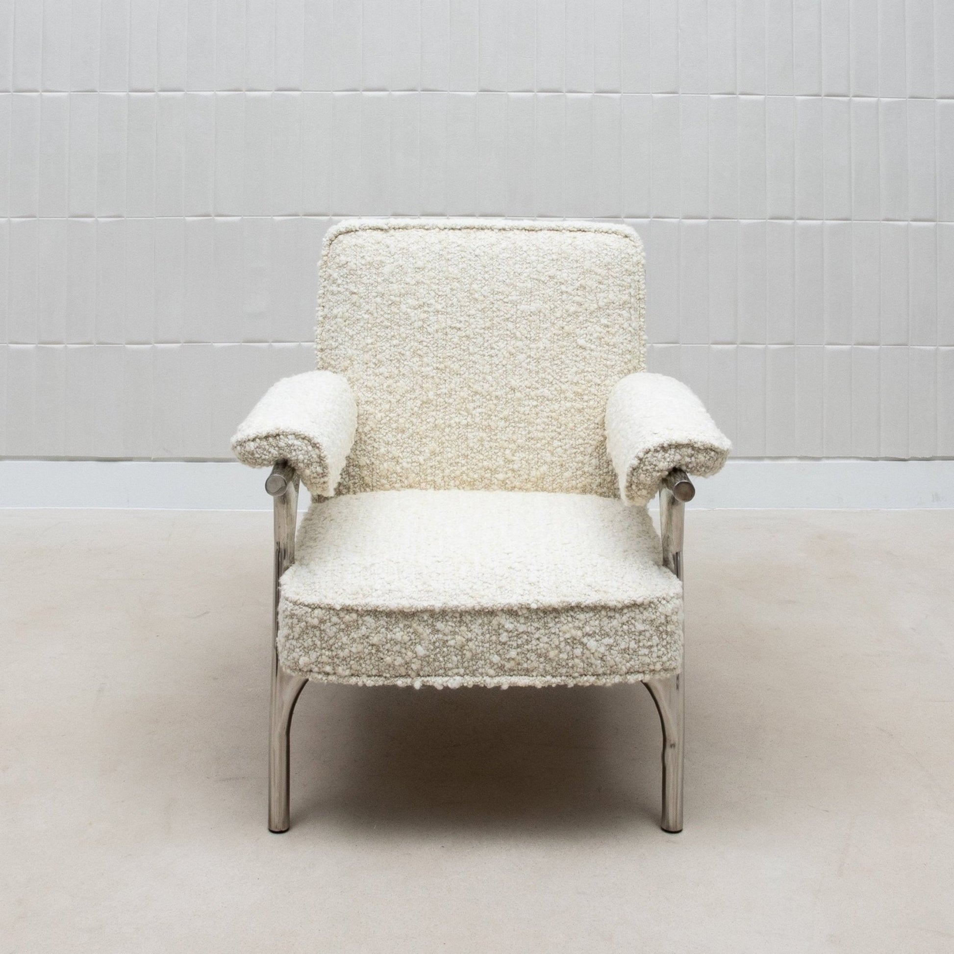 {{ product_title }} by {{ vendor }} – luxury {{ product_type }} at MOGUL