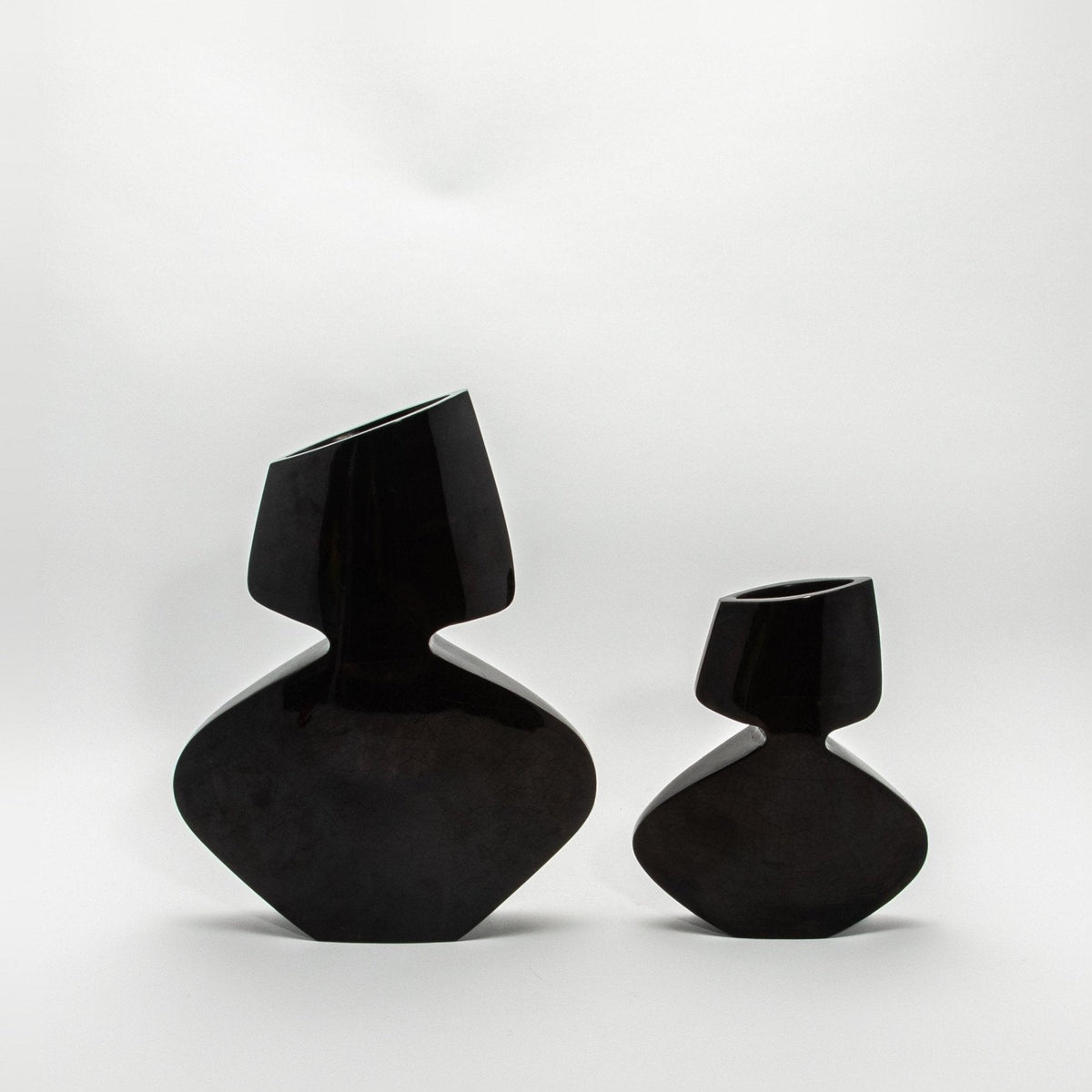 Sculptural Vase in Black Shell by R&Y Augousti