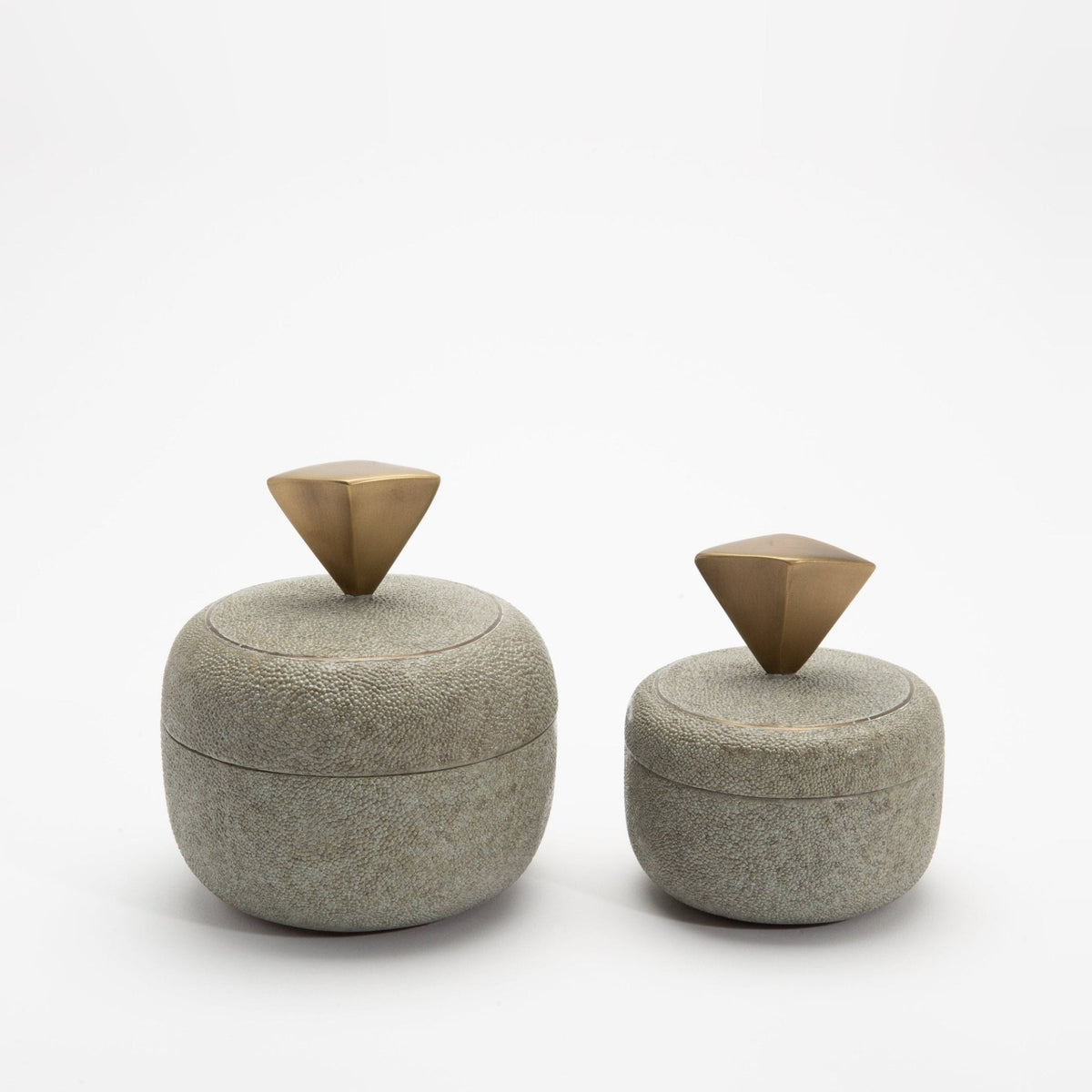 Set of 2 Round Boxes in Grey Shagreen with Bronze Patina Brass Details by Kifu Paris
