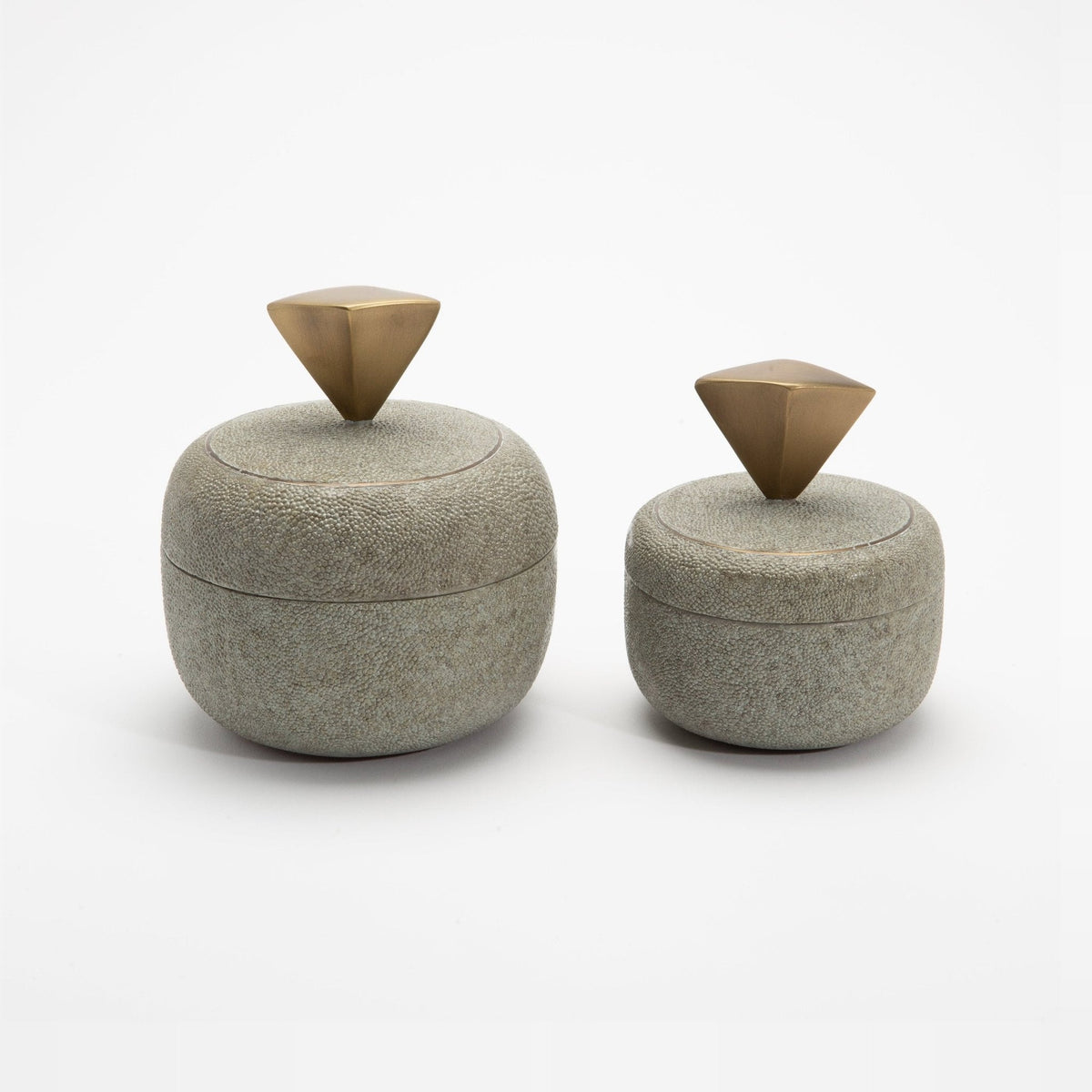 Set of 2 Round Boxes in Grey Shagreen with Bronze Patina Brass Details by Kifu Paris