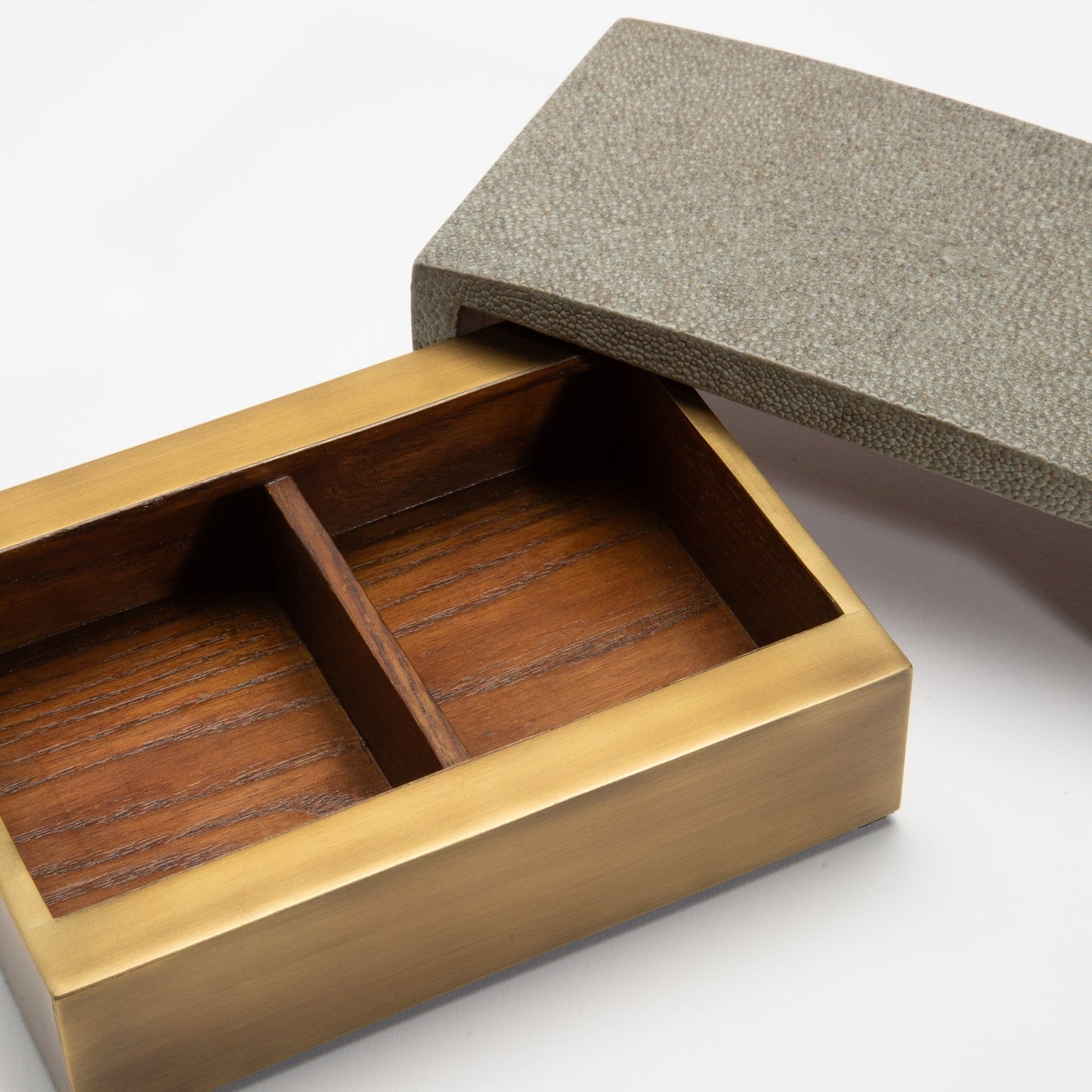 {{ product_title }} by {{ vendor }} – luxury {{ product_type }} at MOGUL