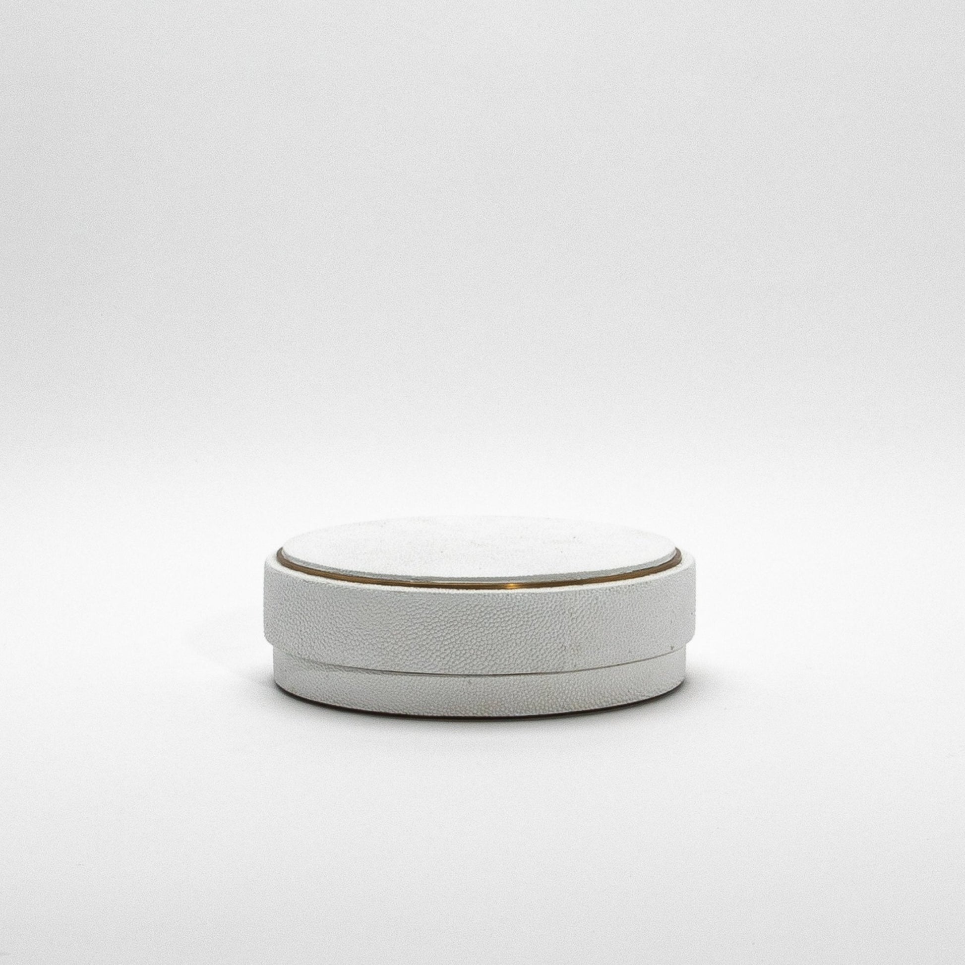 {{ product_title }} by {{ vendor }} – luxury {{ product_type }} at MOGUL