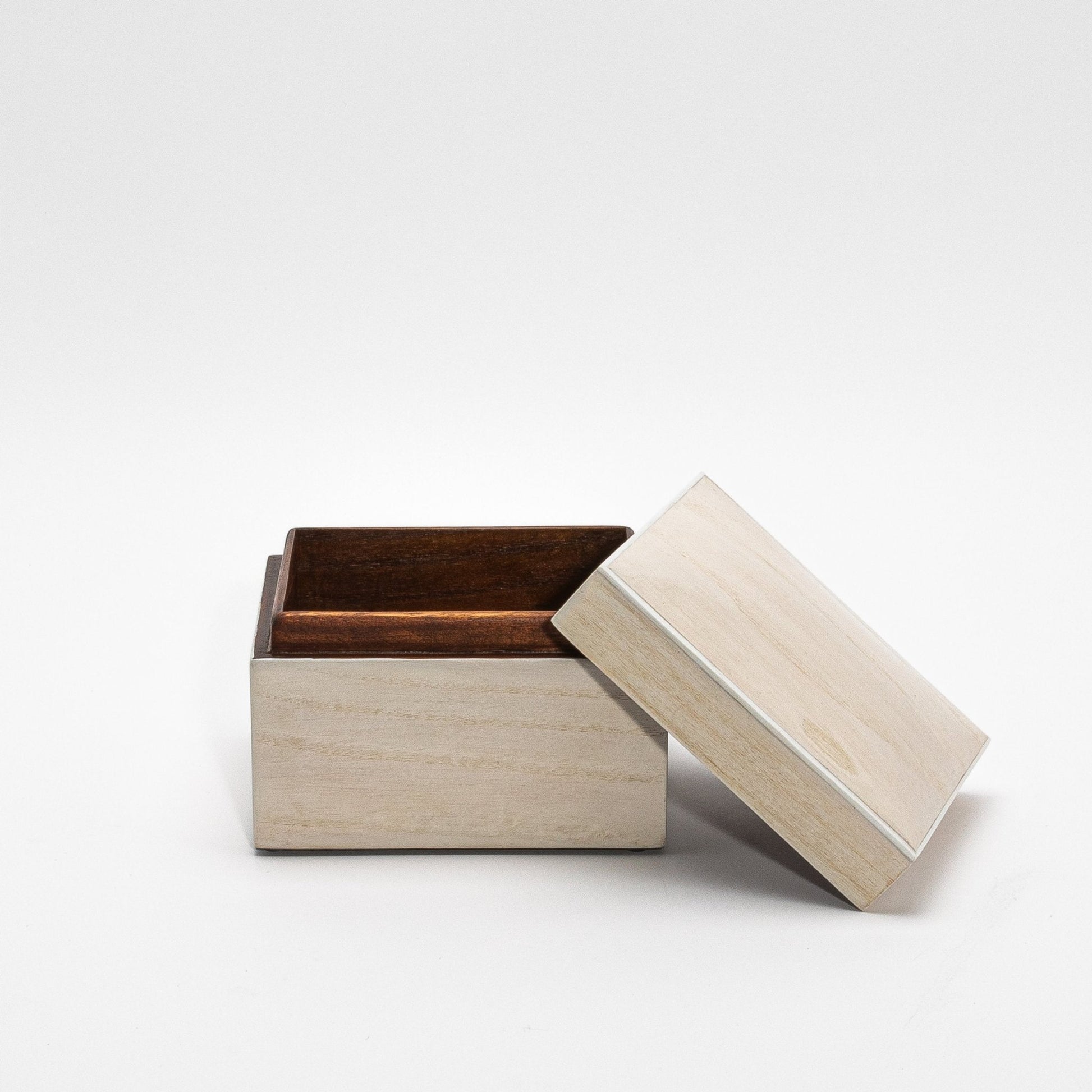 {{ product_title }} by {{ vendor }} – luxury {{ product_type }} at MOGUL