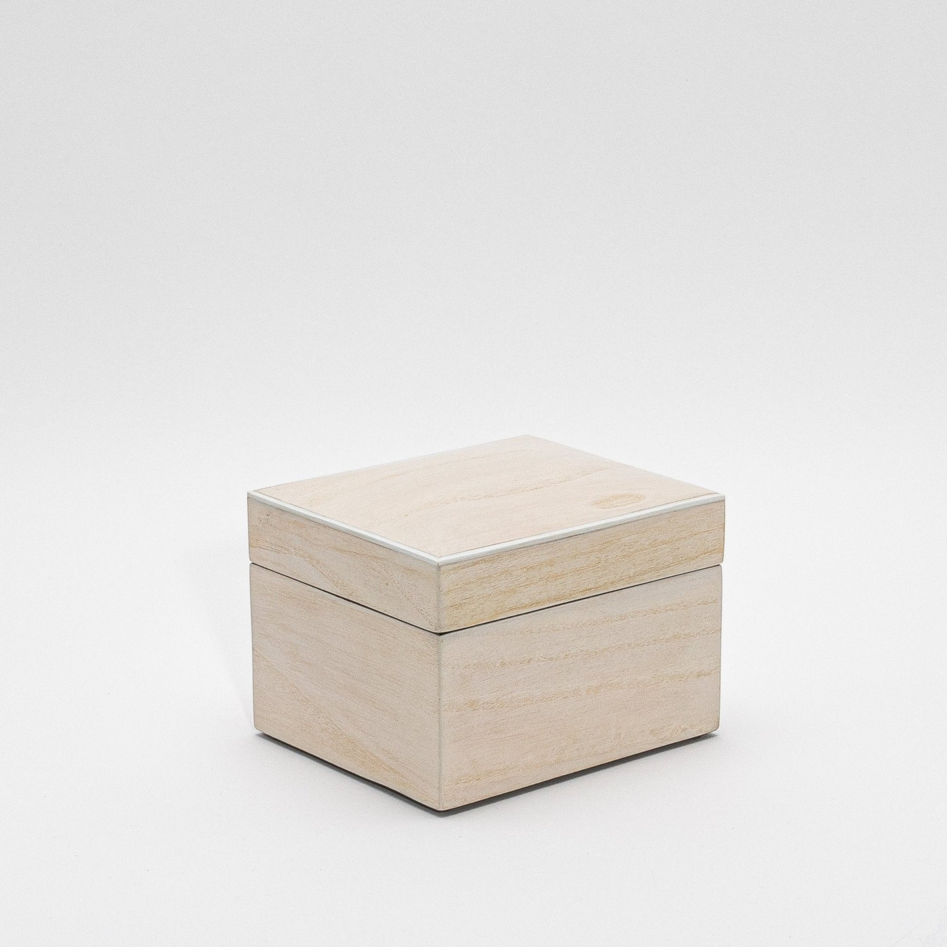 {{ product_title }} by {{ vendor }} – luxury {{ product_type }} at MOGUL