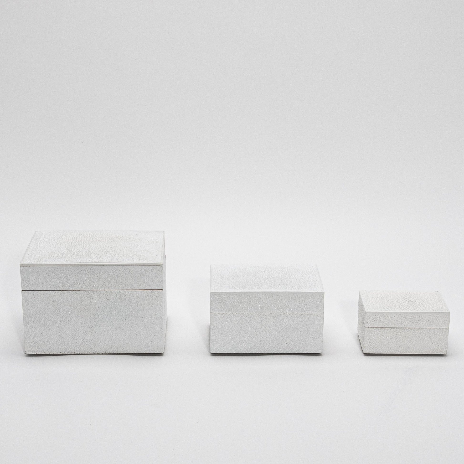 {{ product_title }} by {{ vendor }} – luxury {{ product_type }} at MOGUL