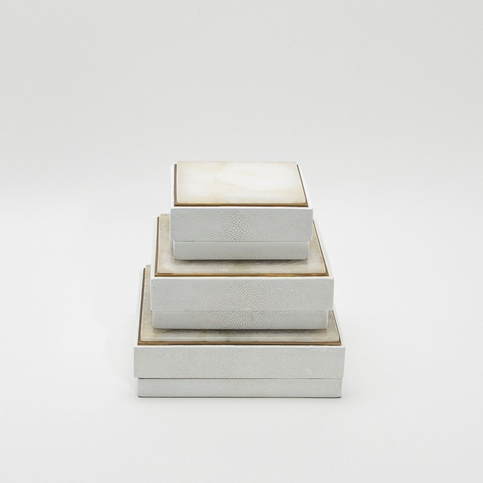 {{ product_title }} by {{ vendor }} – luxury {{ product_type }} at MOGUL