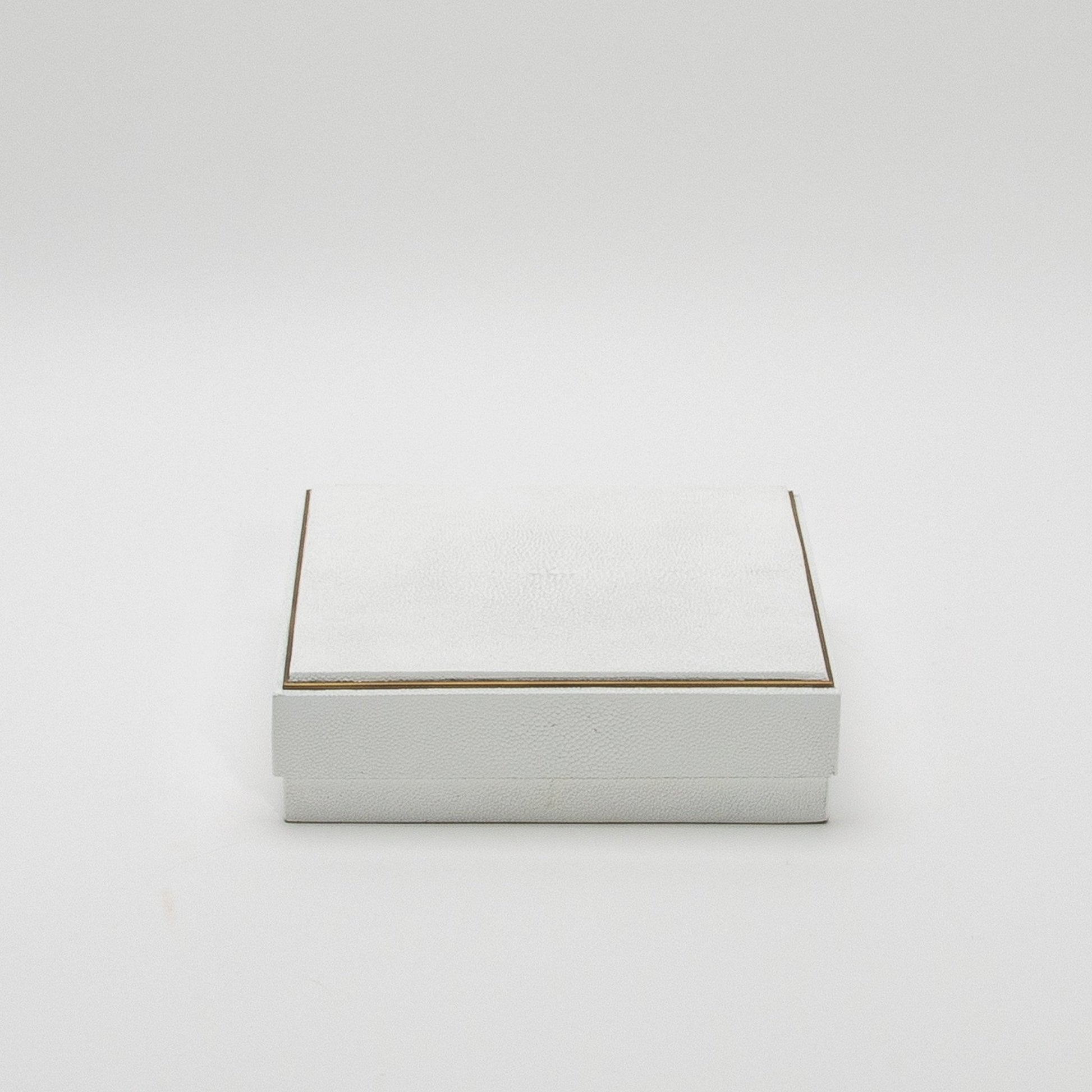 {{ product_title }} by {{ vendor }} – luxury {{ product_type }} at MOGUL