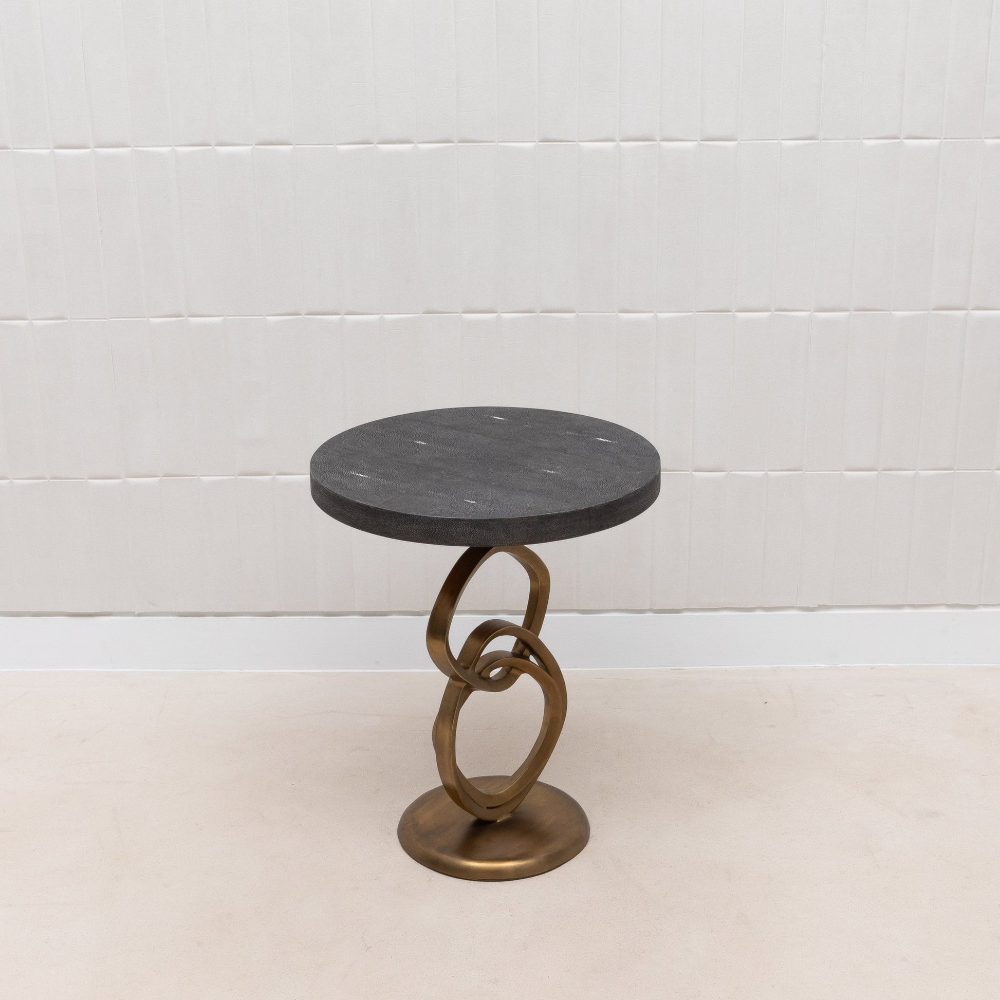 {{ product_title }} by {{ vendor }} – luxury {{ product_type }} at MOGUL