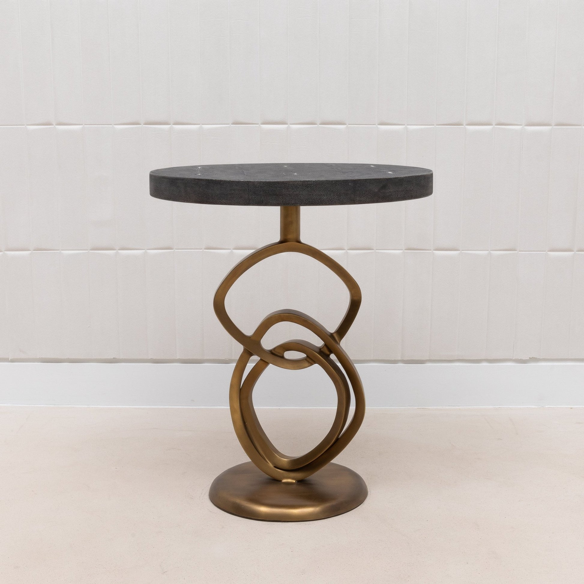 {{ product_title }} by {{ vendor }} – luxury {{ product_type }} at MOGUL