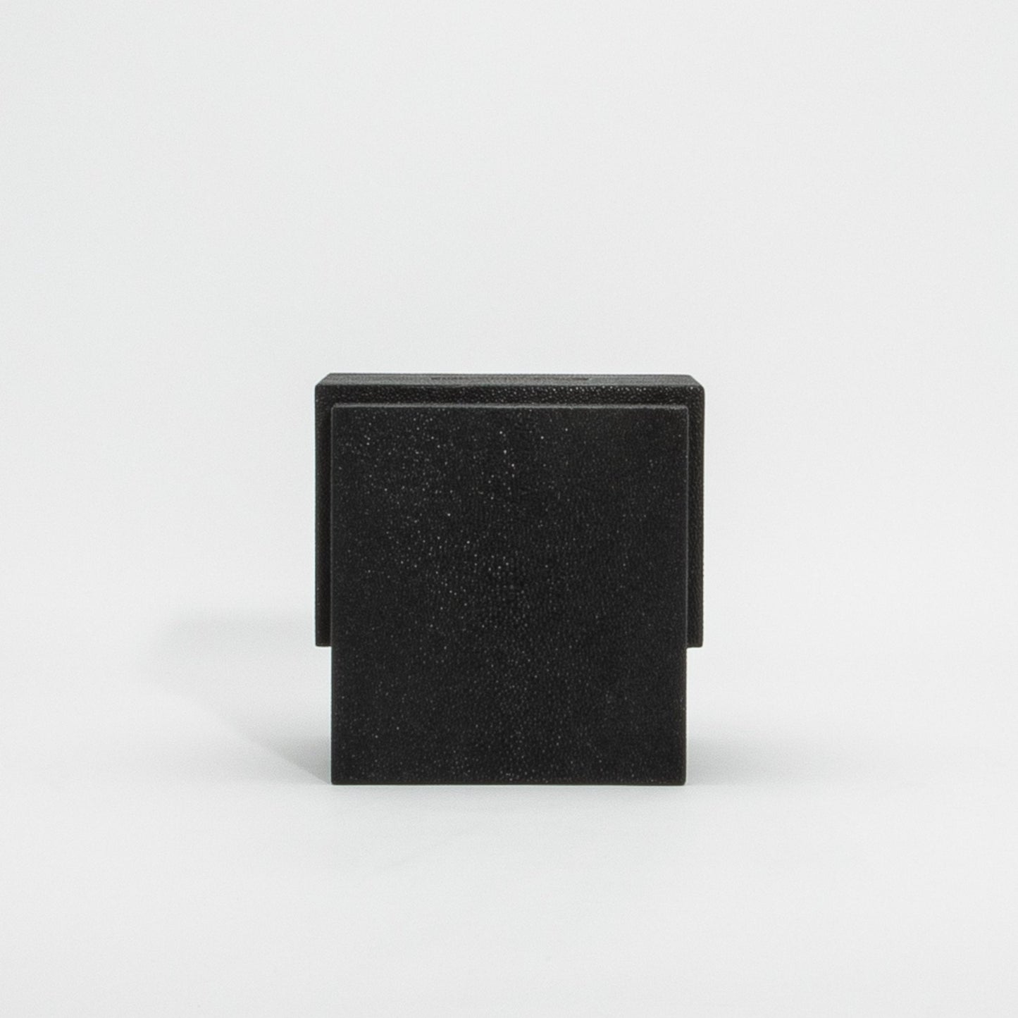 {{ product_title }} by {{ vendor }} – luxury {{ product_type }} at MOGUL