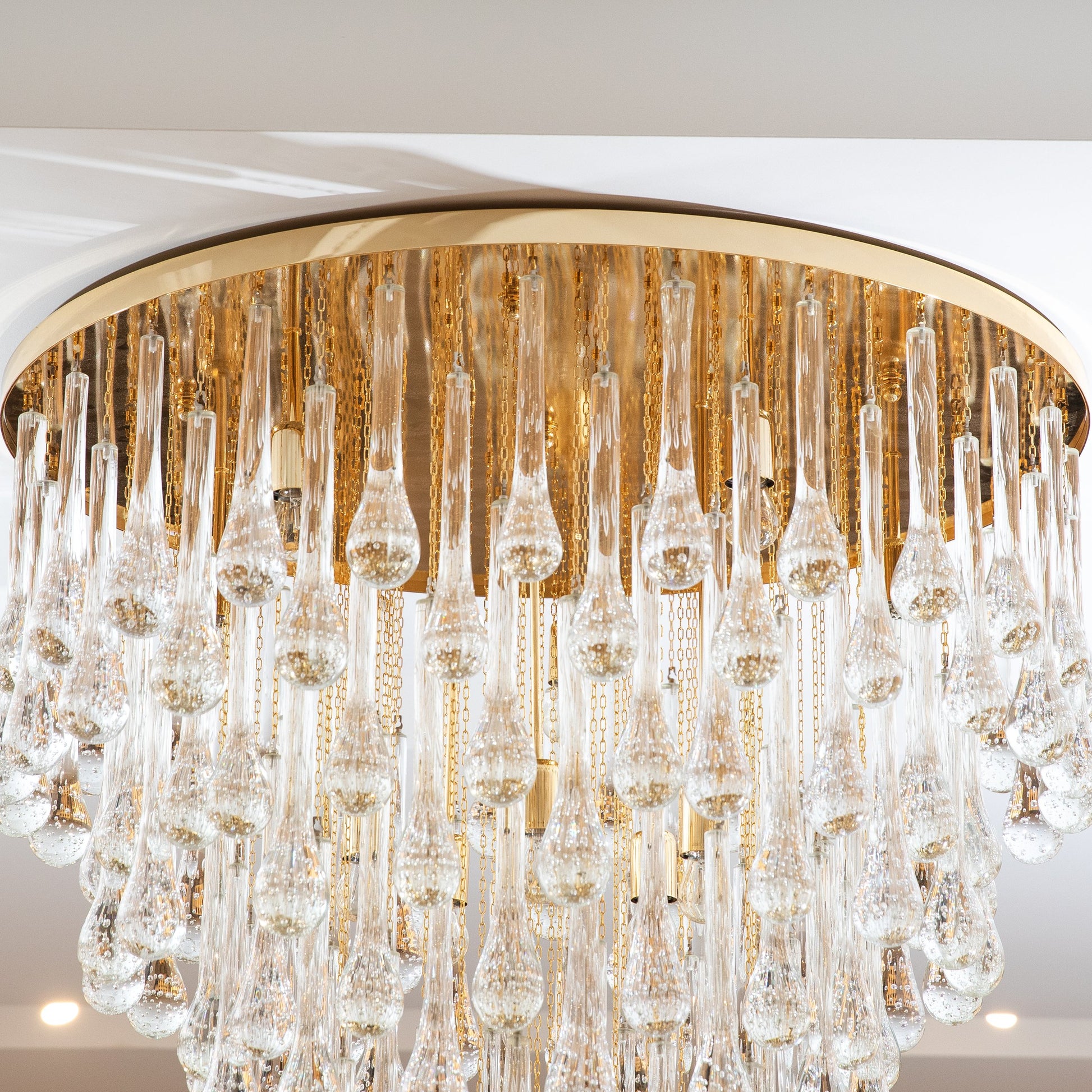 Hand-Blown Murano Raindrop Chandelier in Clear with Polished Brass Fittings