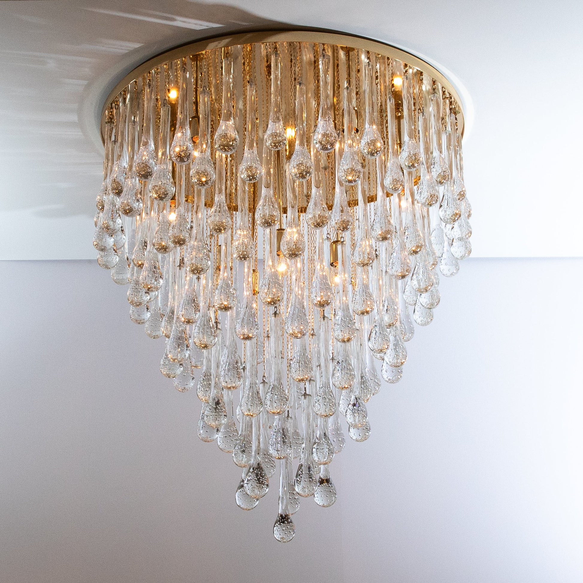 Hand-Blown Murano Raindrop Chandelier in Clear with Polished Brass Fittings
