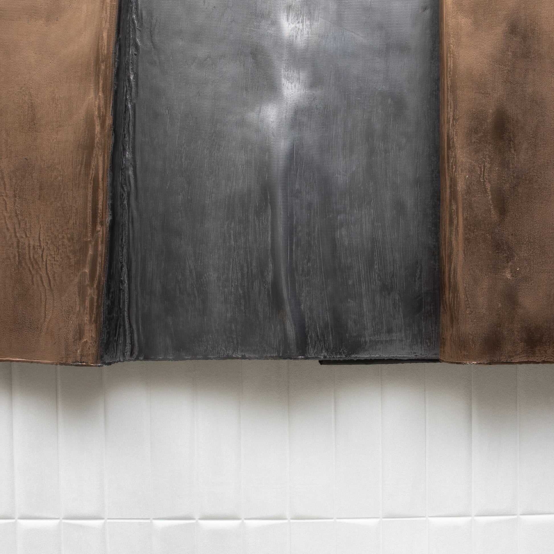 “Wave” by Katrien Van der Schueren