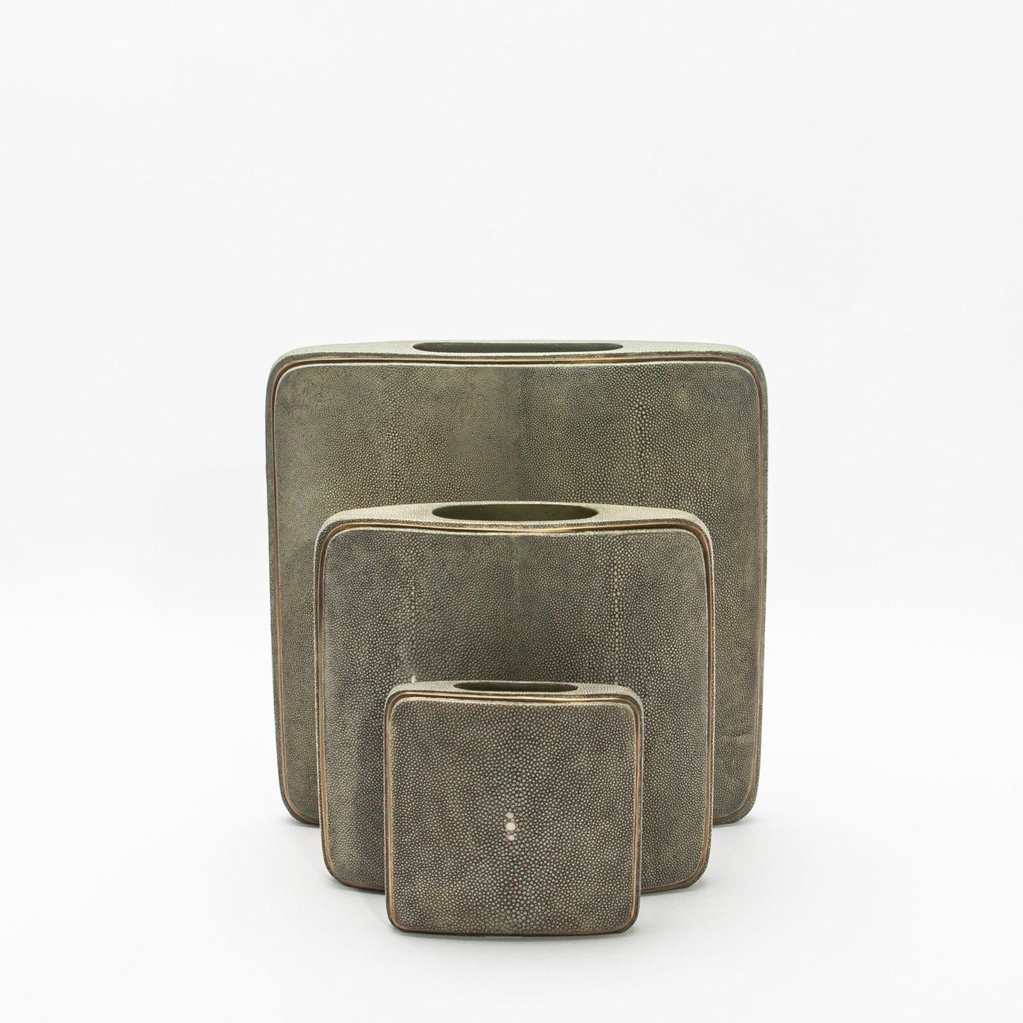 {{ product_title }} by {{ vendor }} – luxury {{ product_type }} at MOGUL